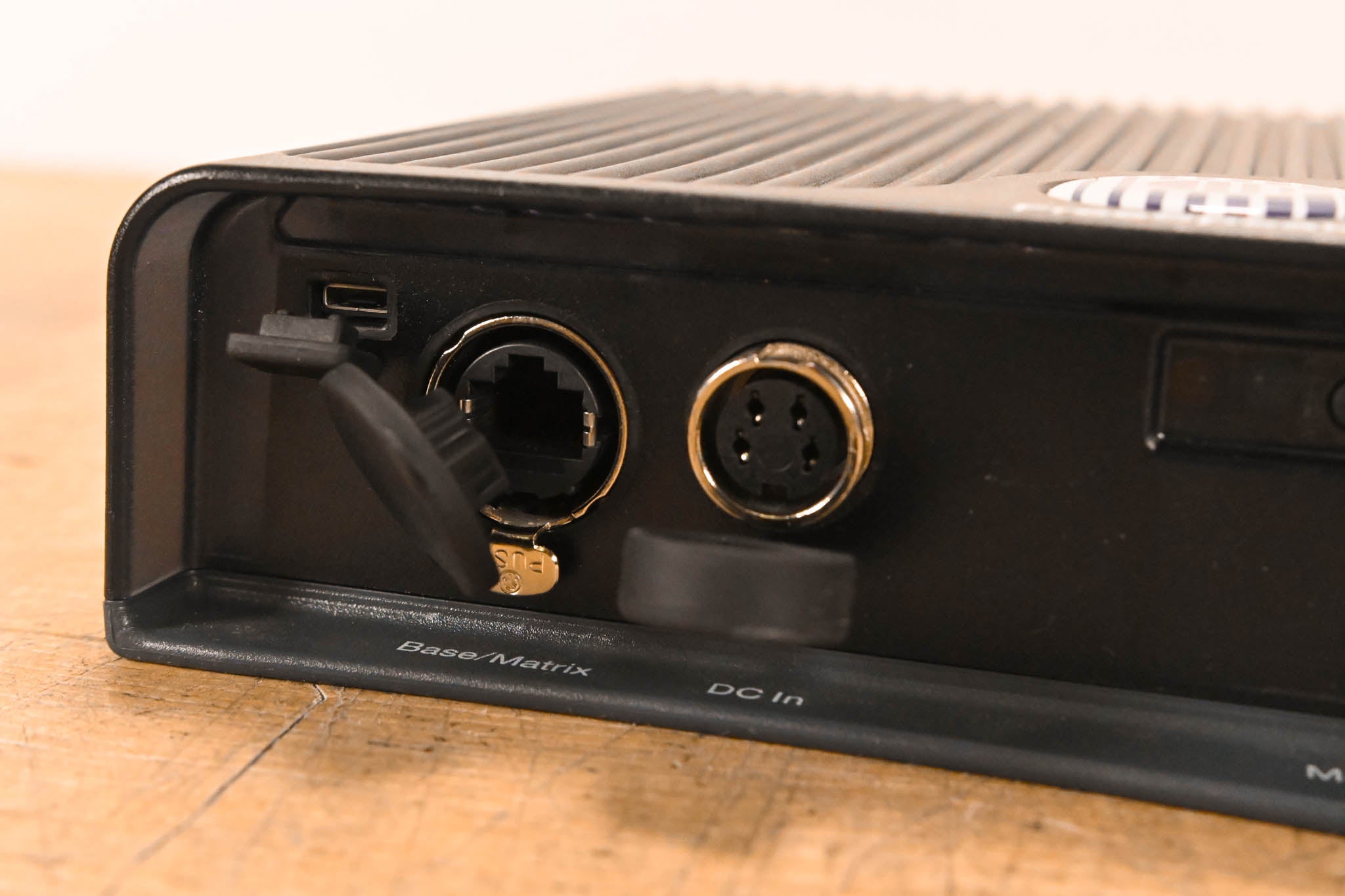 Clear-Com 1.9GHz FreeSpeak II Transceiver Antenna (NO POWER SUPPLY)