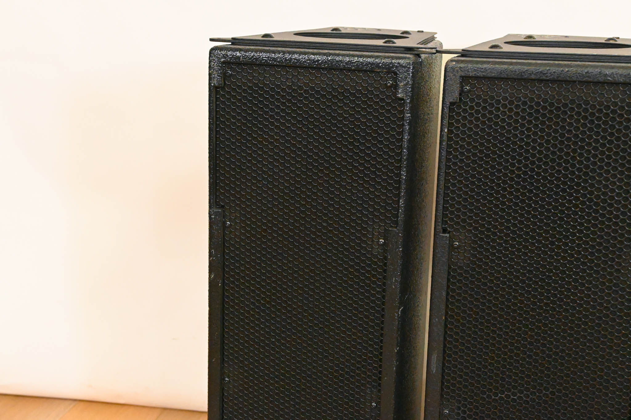 SLS LS8800 Full-Range Line Array Module (PAIR)