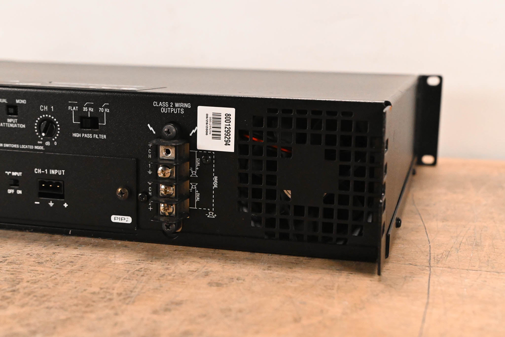 Crown CTs 600 Two-Channel 300W Power Amplifier