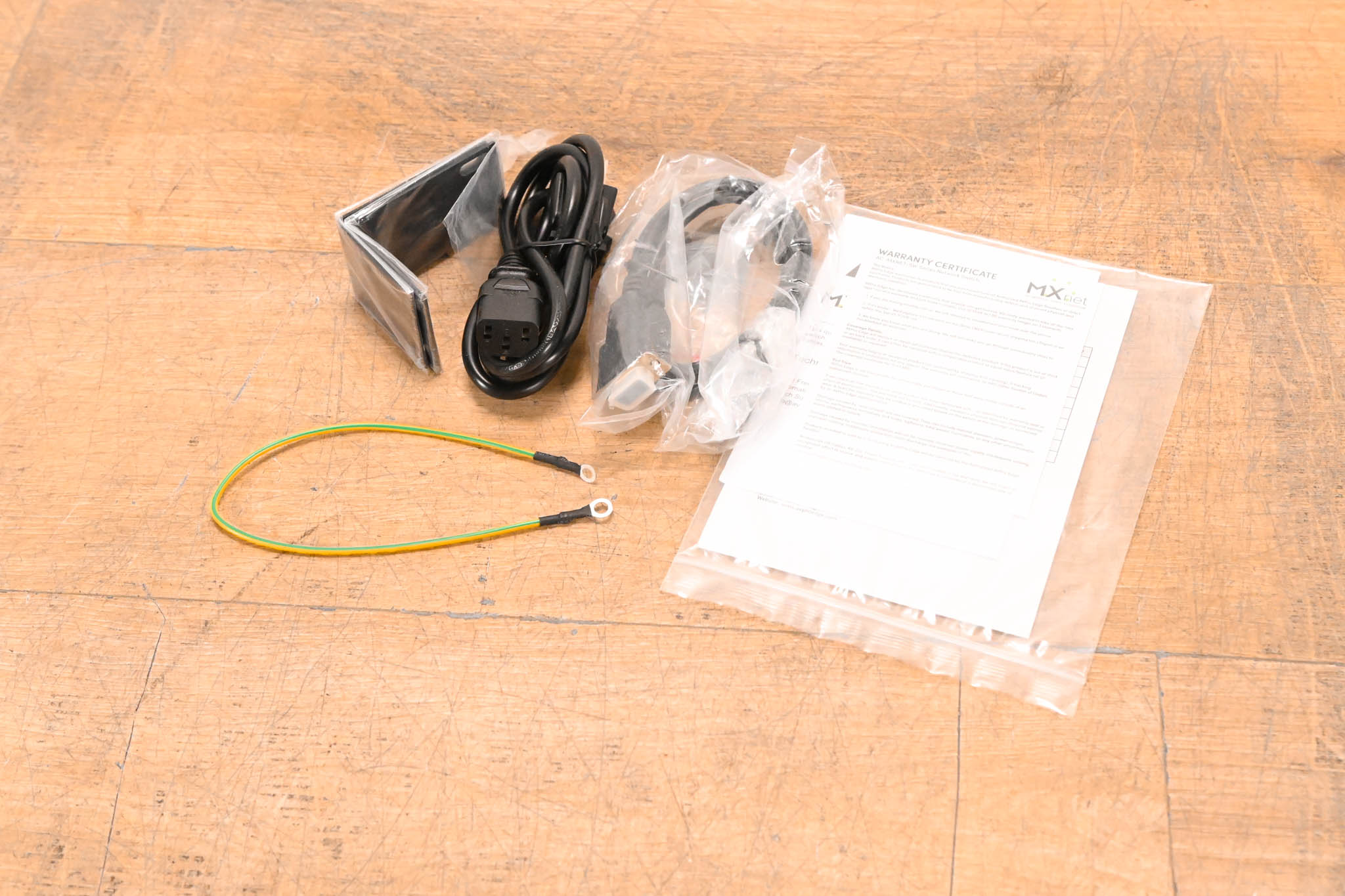 AVPro Edge AC-MXNET-SW10 10-Port Gigabit PoE+ Network Switch