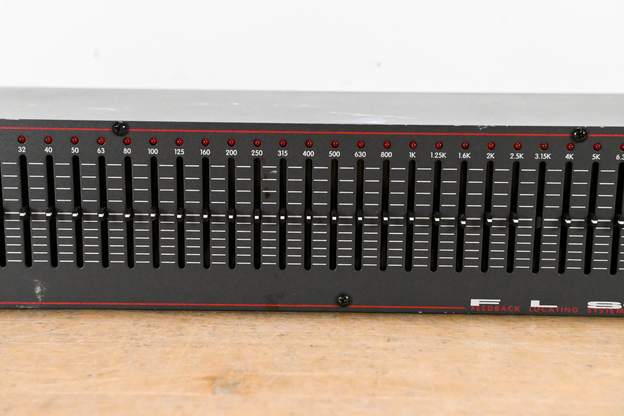 Peavey QF 131 31-Band Graphic Equalizer
