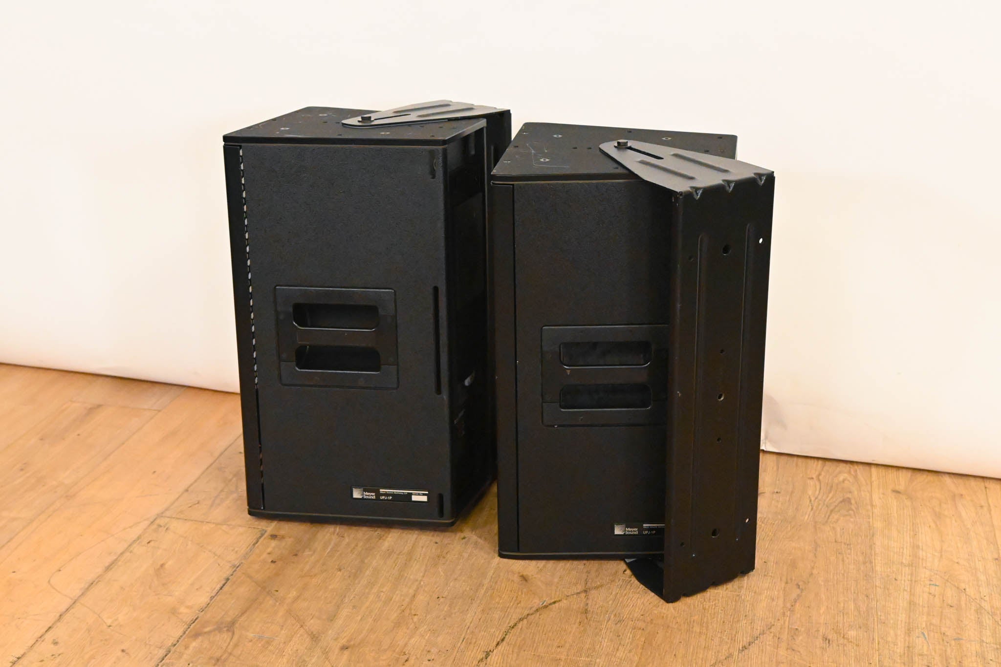 Meyer Sound UPJ-1P Compact VariO Loudspeaker (PAIR)