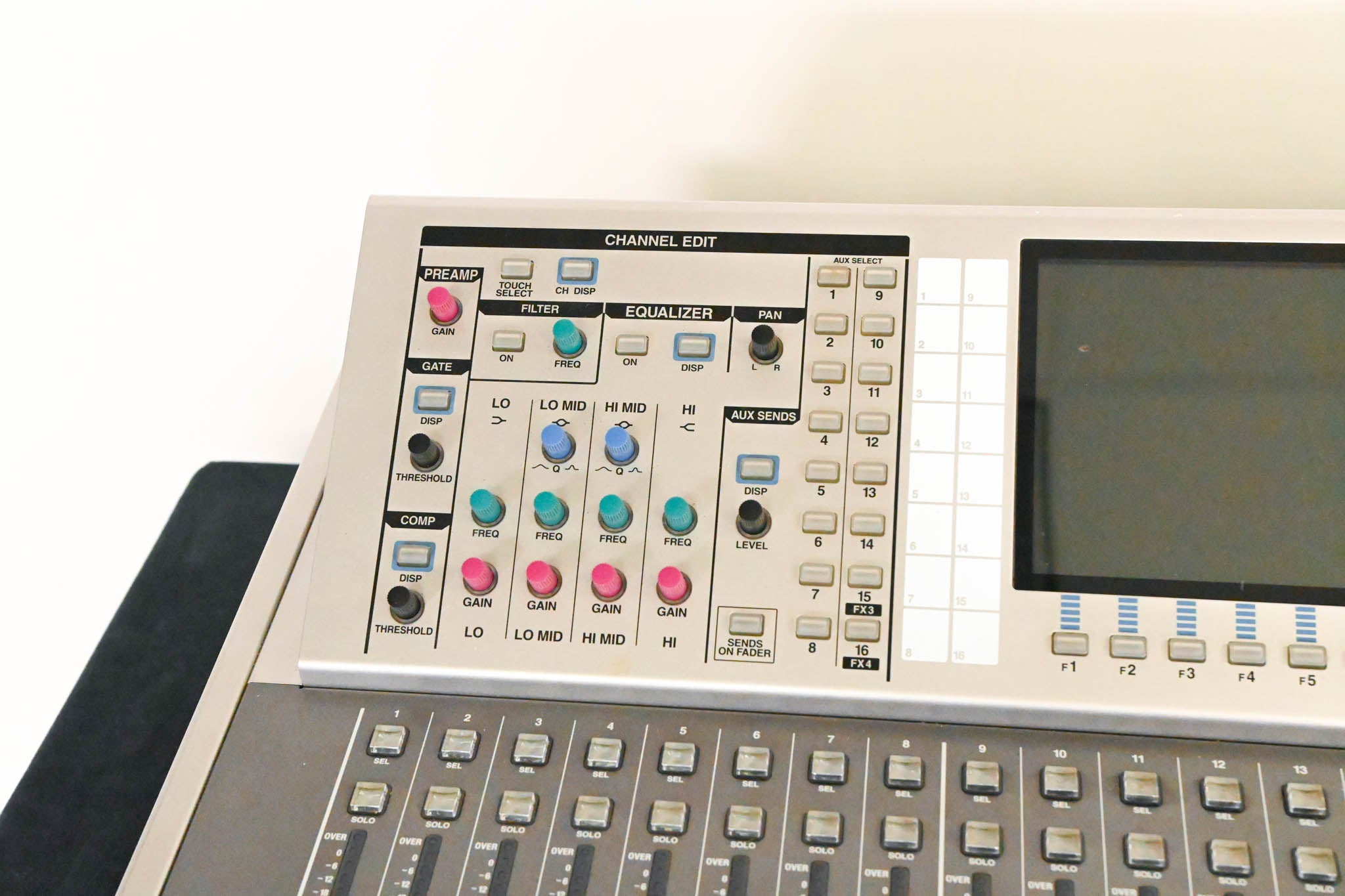 Roland M-400 48-Channel Live Digital Mixing Console