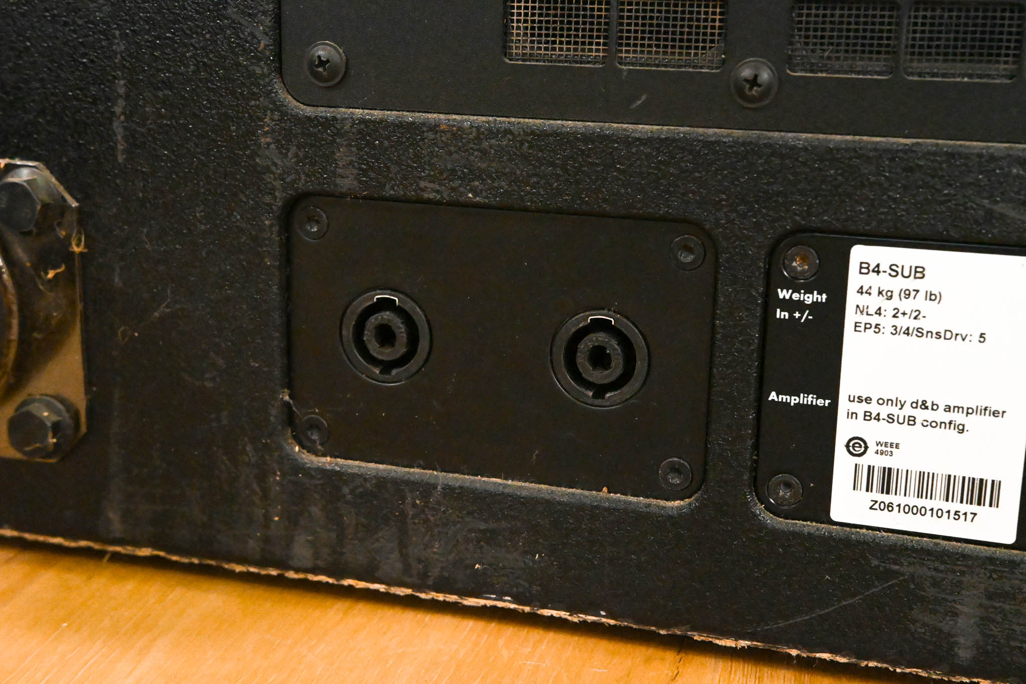 d&b audiotechnik B4-SUB Cardioid Subwoofer
