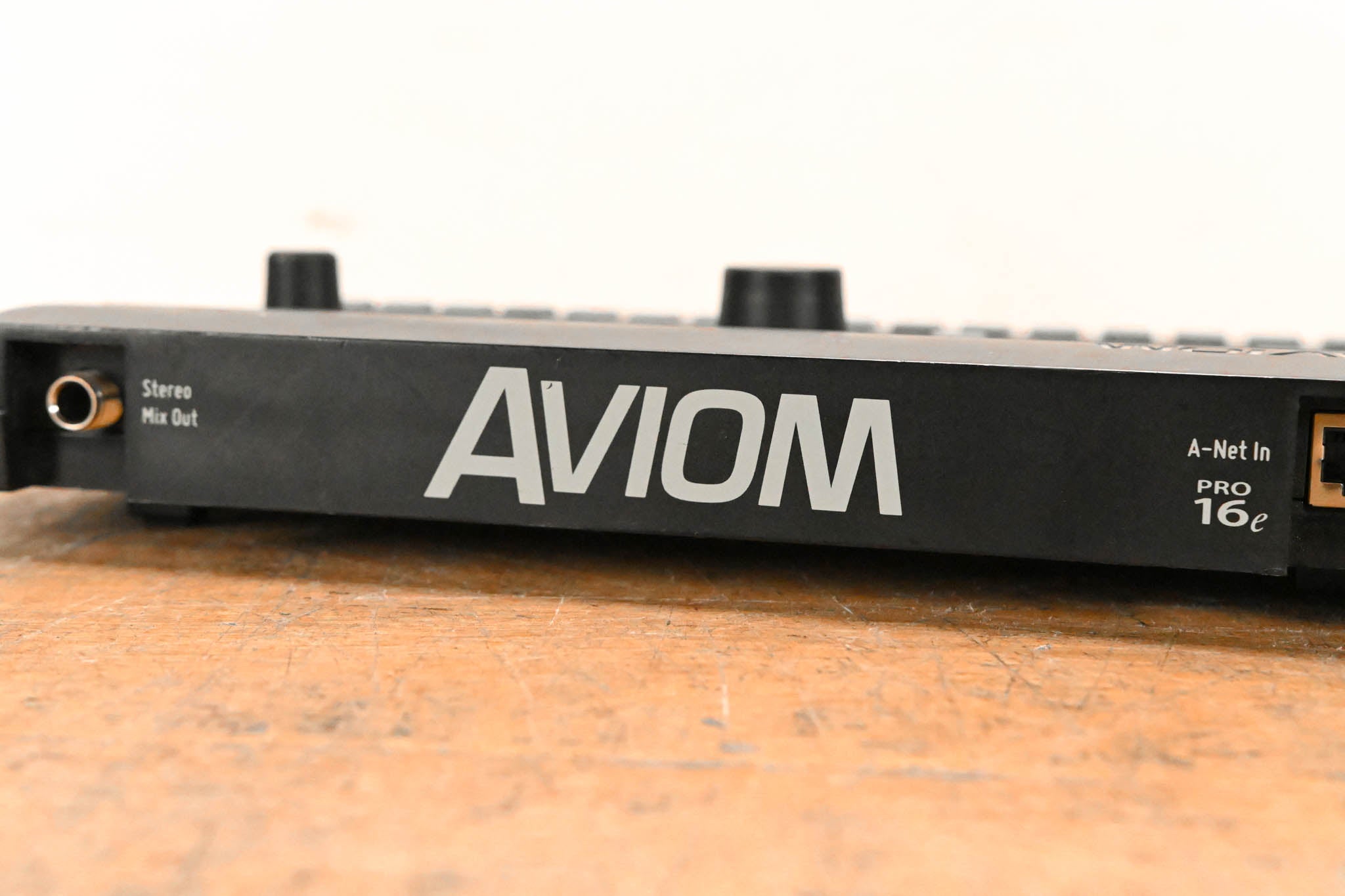 Aviom A320 16-Channel Personal Mixer