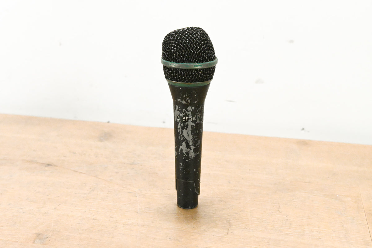 AKG D880 Dynamic Microphone
