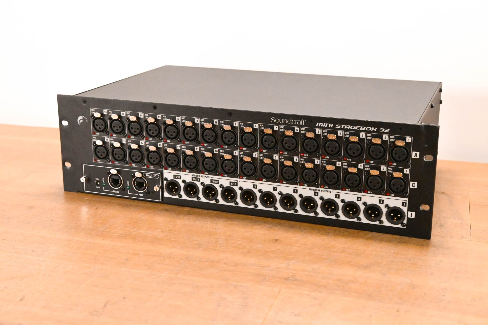 Soundcraft Mini Stagebox 32 Cat 5 32-Ch. Digital Stagebox with MADI Card