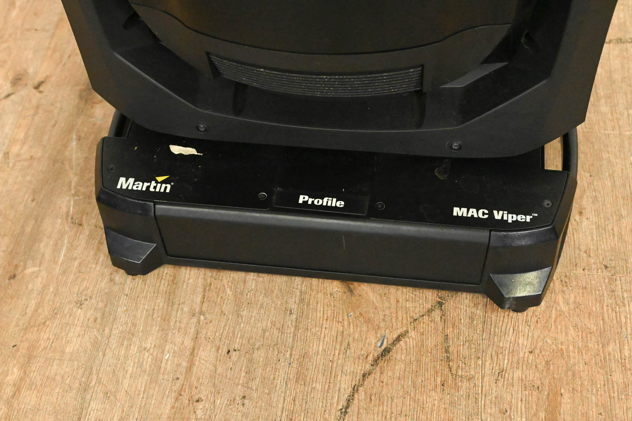 Martin MAC Viper Profile High Output Discharge-Based Moving Light