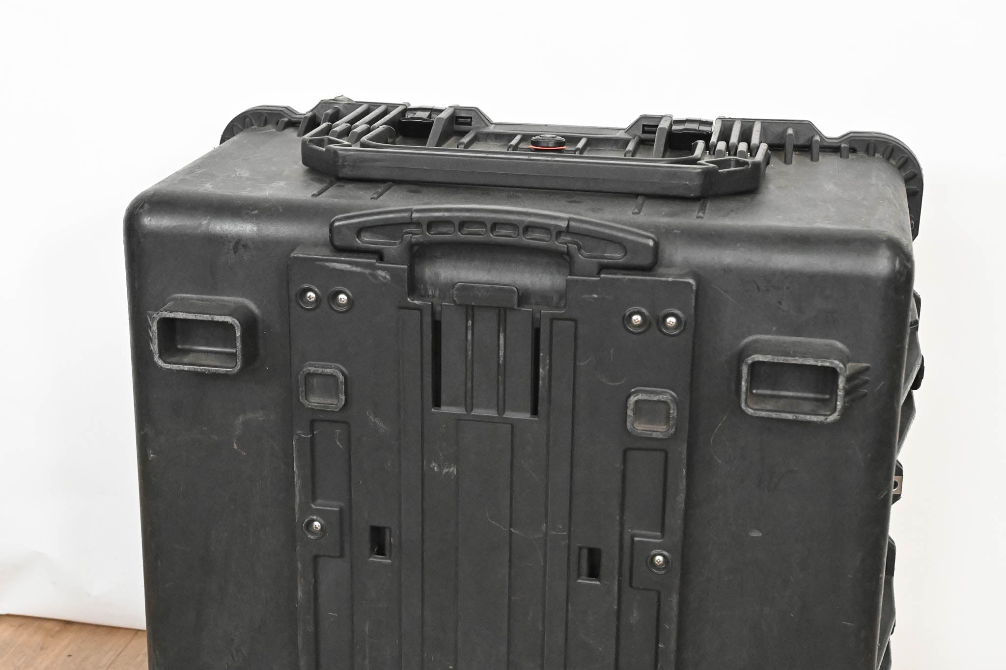 Pelican 1640 Protector Transport Case with Foam