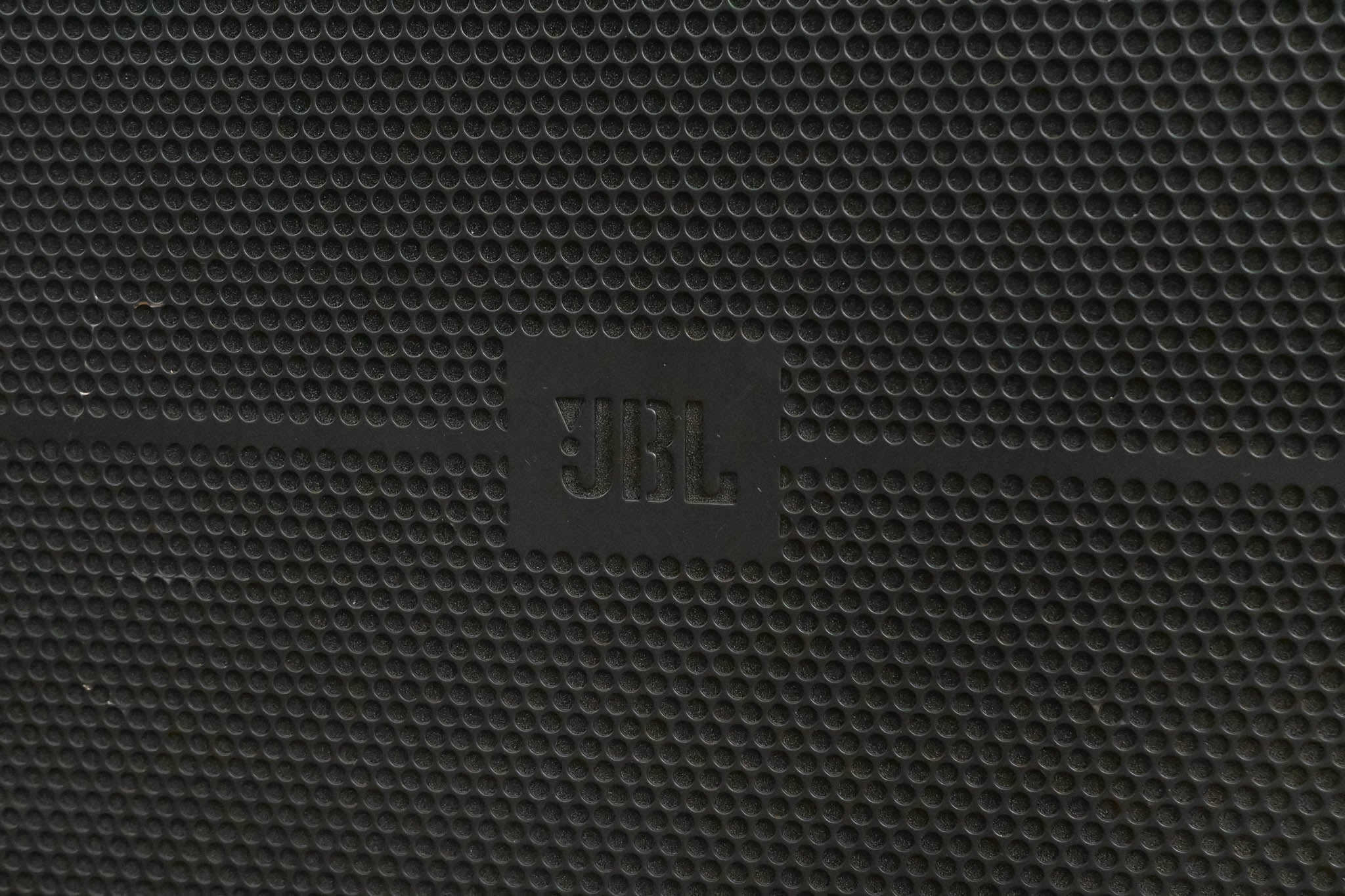 JBL VRX918SP 18-inch Powered Flyable Subwoofer