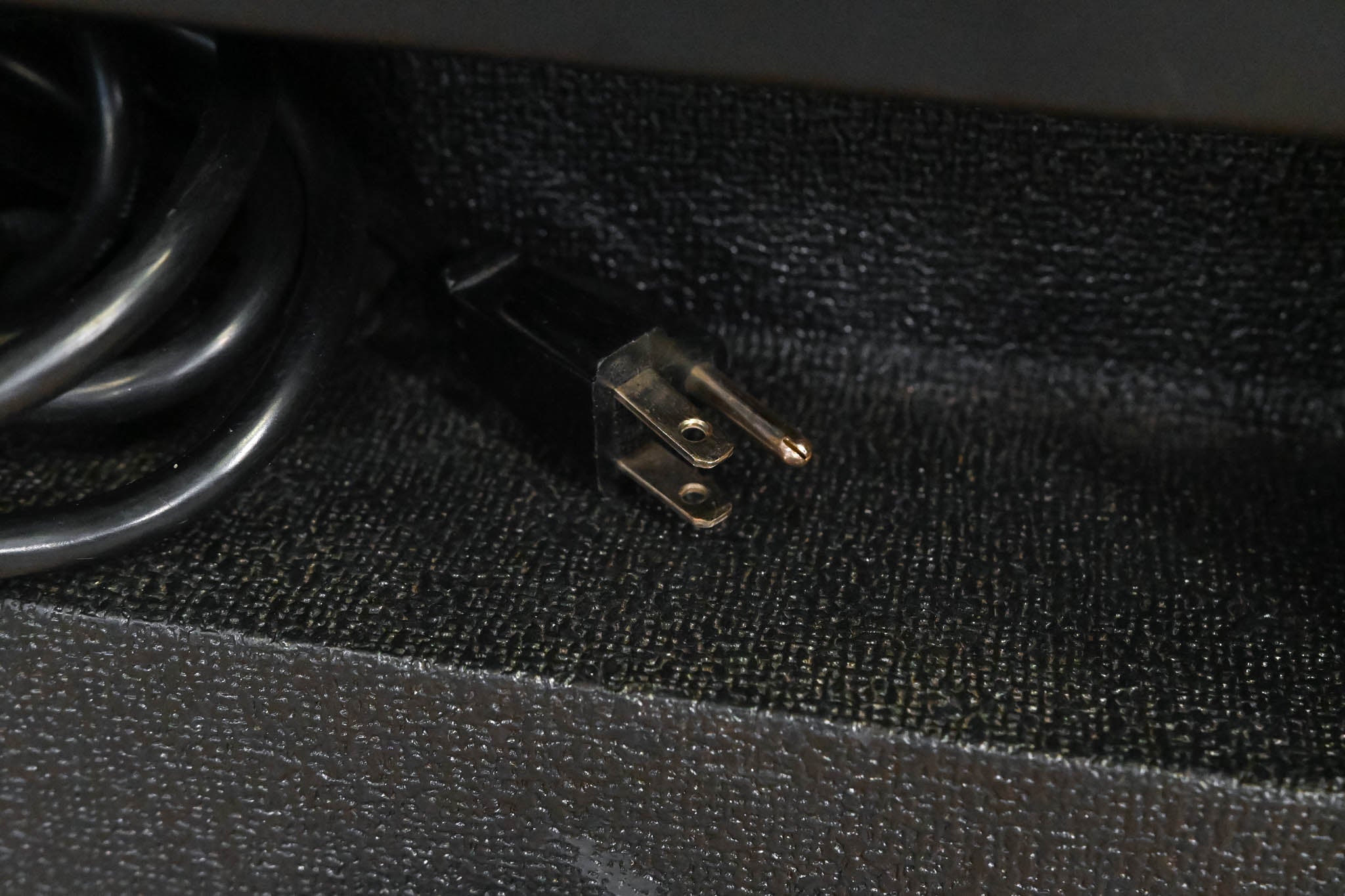 Ampeg BA-115 1x15" 100W Bass Combo Amplifier