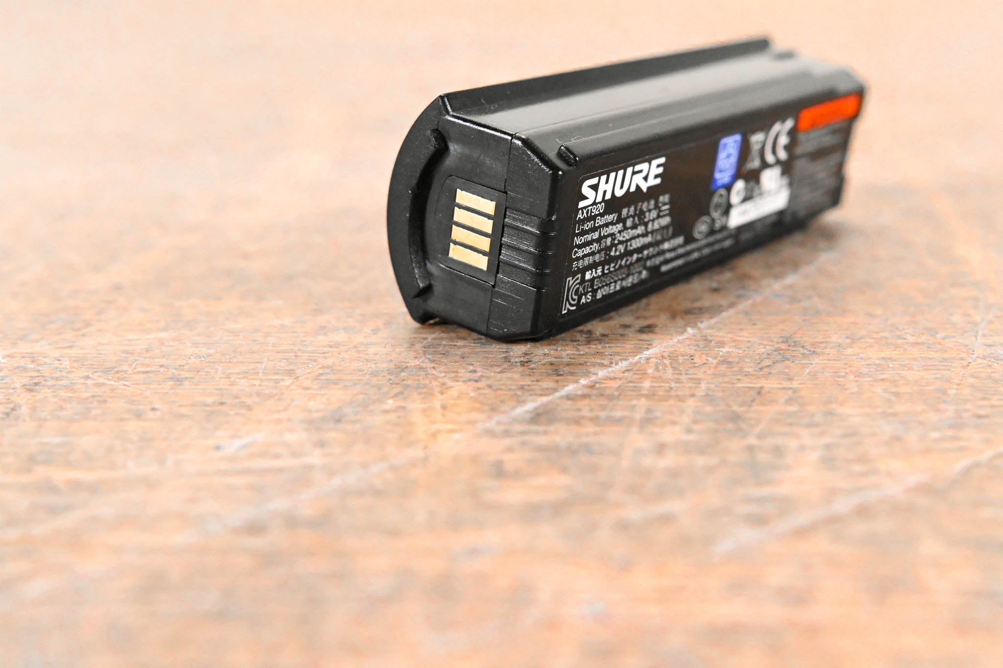 Shure AXT920 Axient Handheld Rechargeable Battery