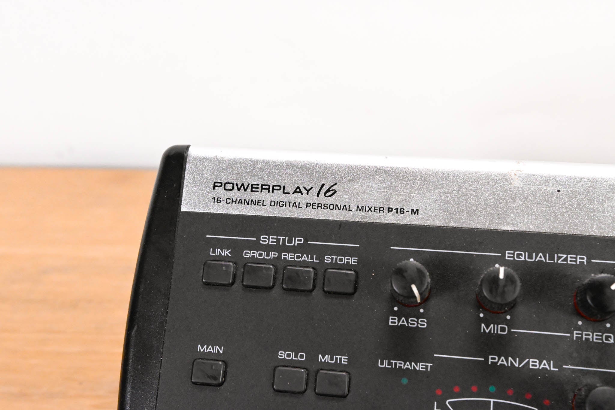 Behringer Powerplay P16-M 16-Channel Digital Personal Mixer