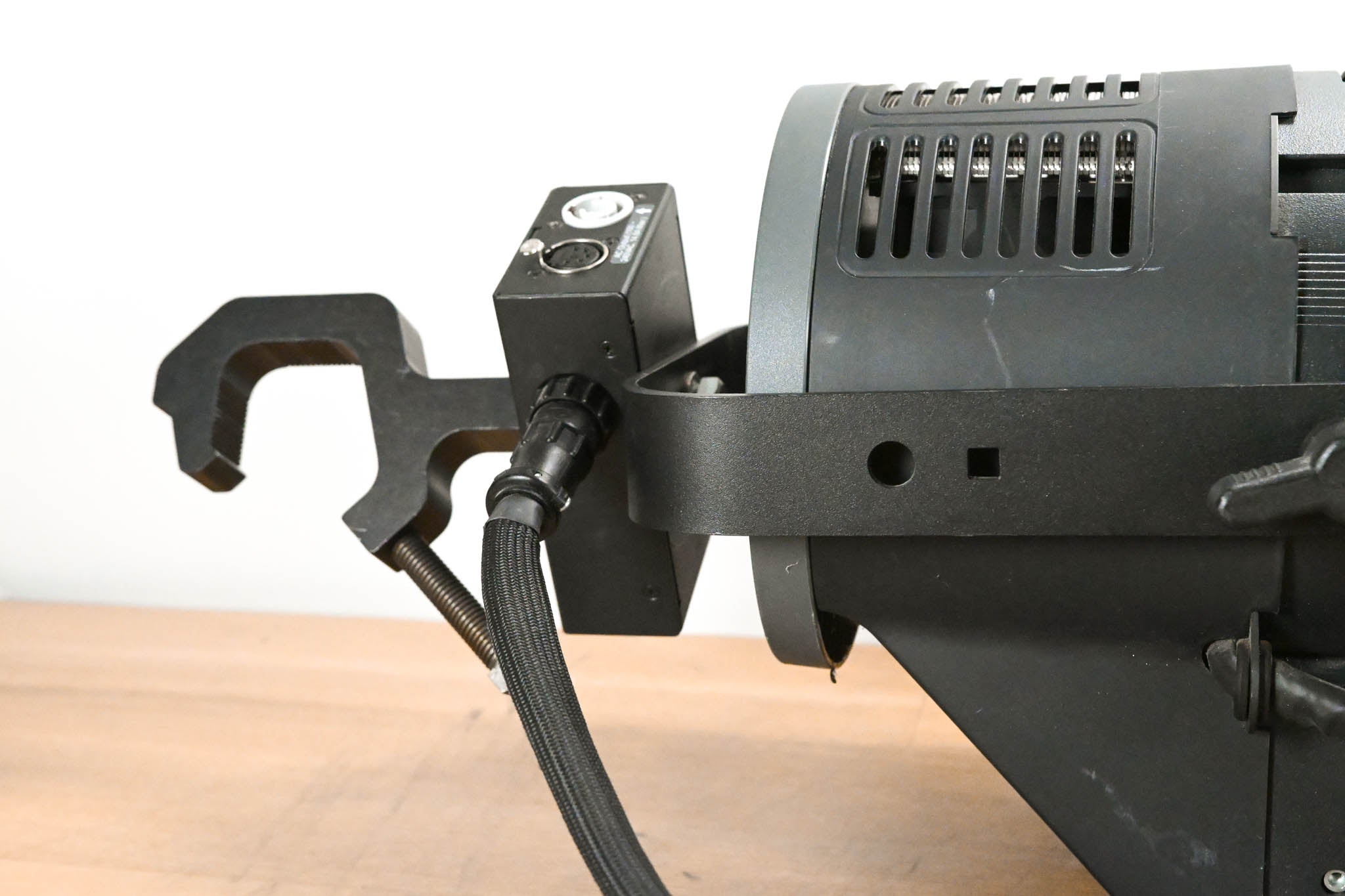 Philips Selecon PLPROFILE4 LED Luminaire w/ SPX 15-35 Degree Zoom Tube