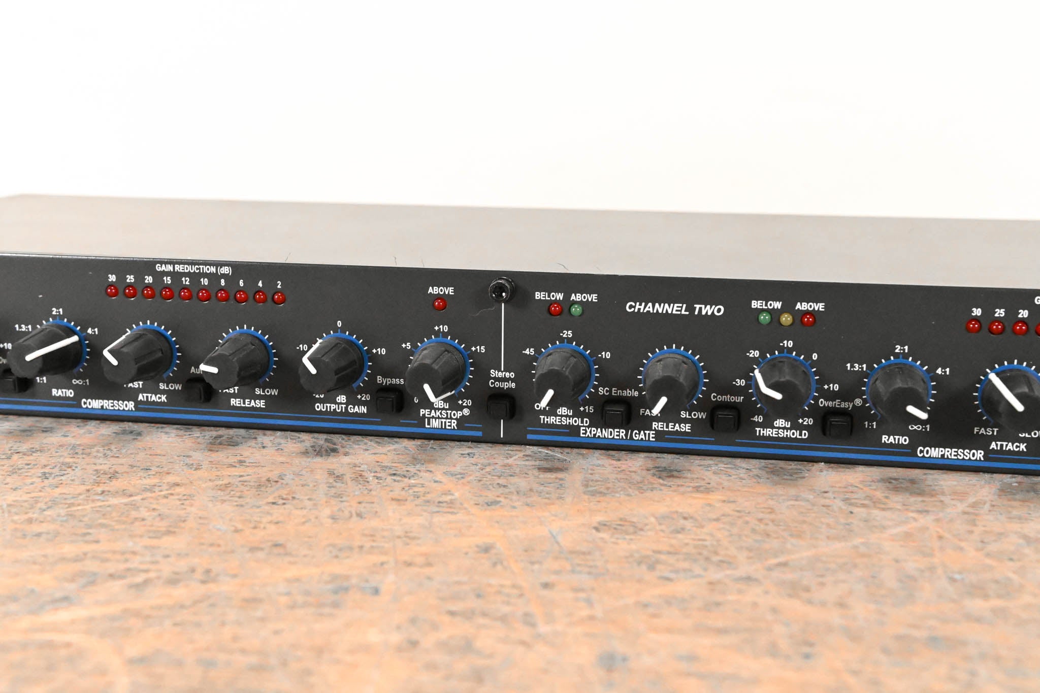 dbx 166XL 2-Channel Compressor/Limiter/Gate