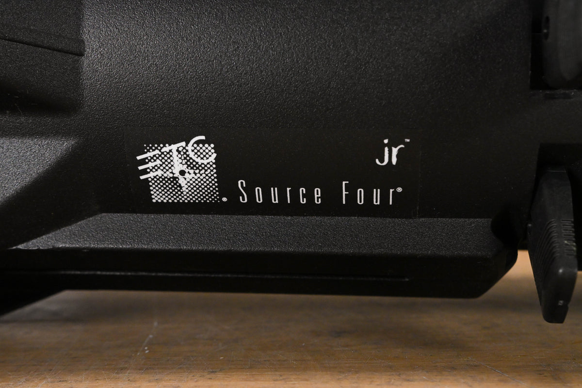 ETC Source Four Jr 26 Degree 575 Ellipsoidal Light