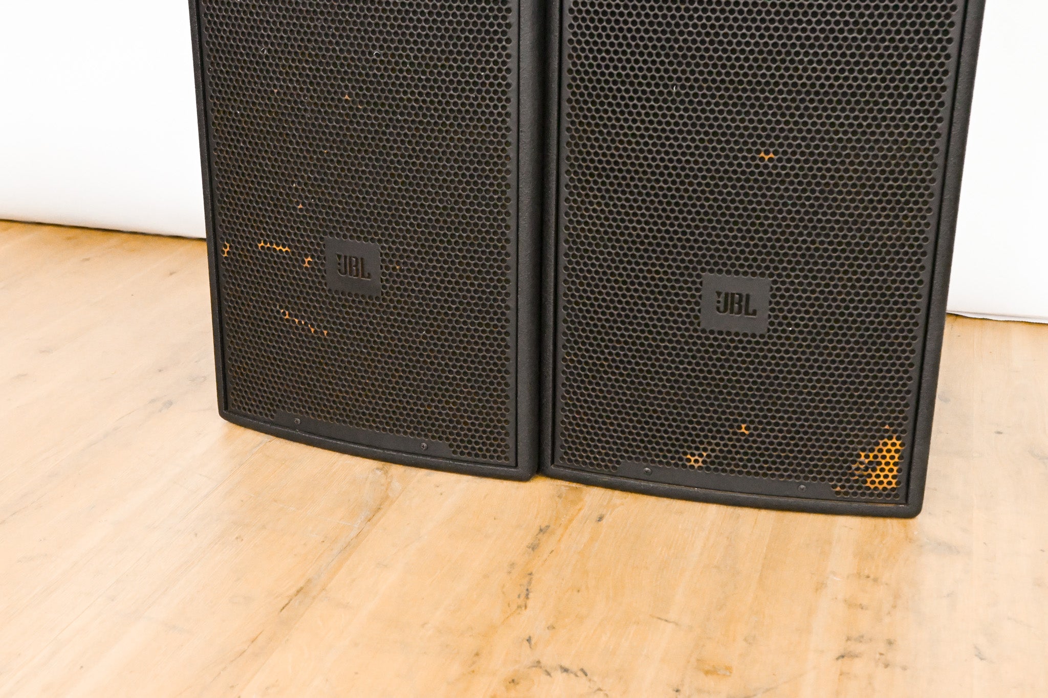 JBL VP7212/64DPAN Powered 12-inch Integrated Loudspeaker (PAIR)