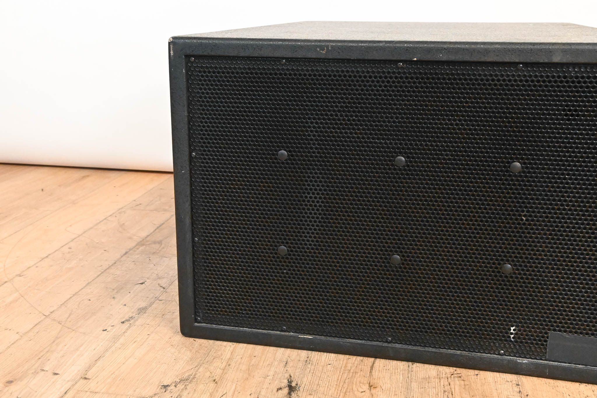 EAW SB1000zP Dual 18" Passive Subwoofer