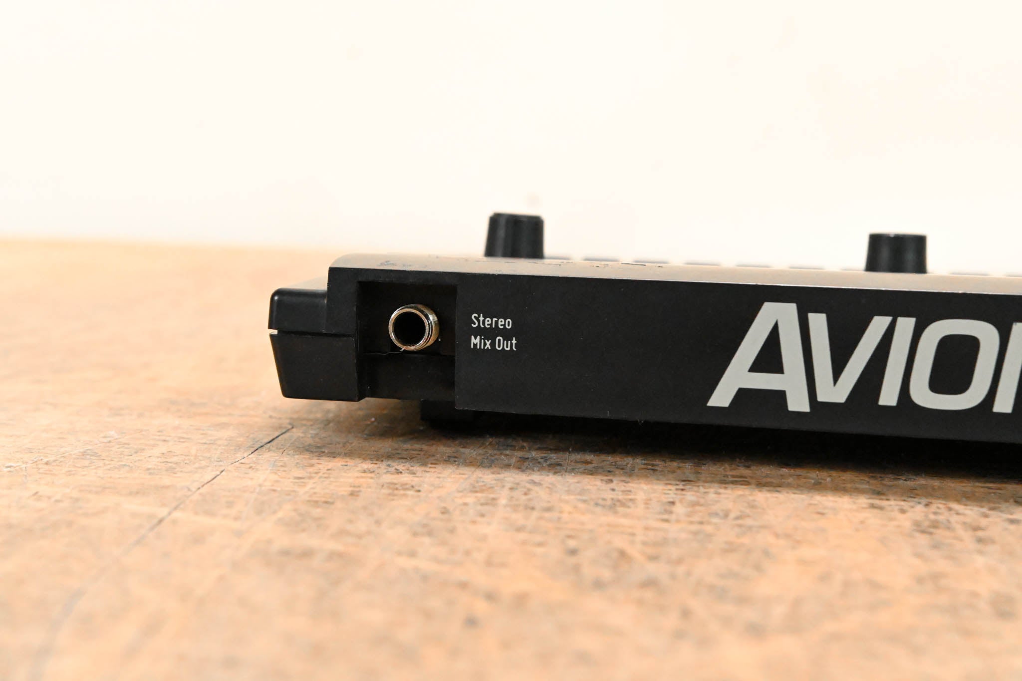Aviom A320 16-Channel Personal Mixer