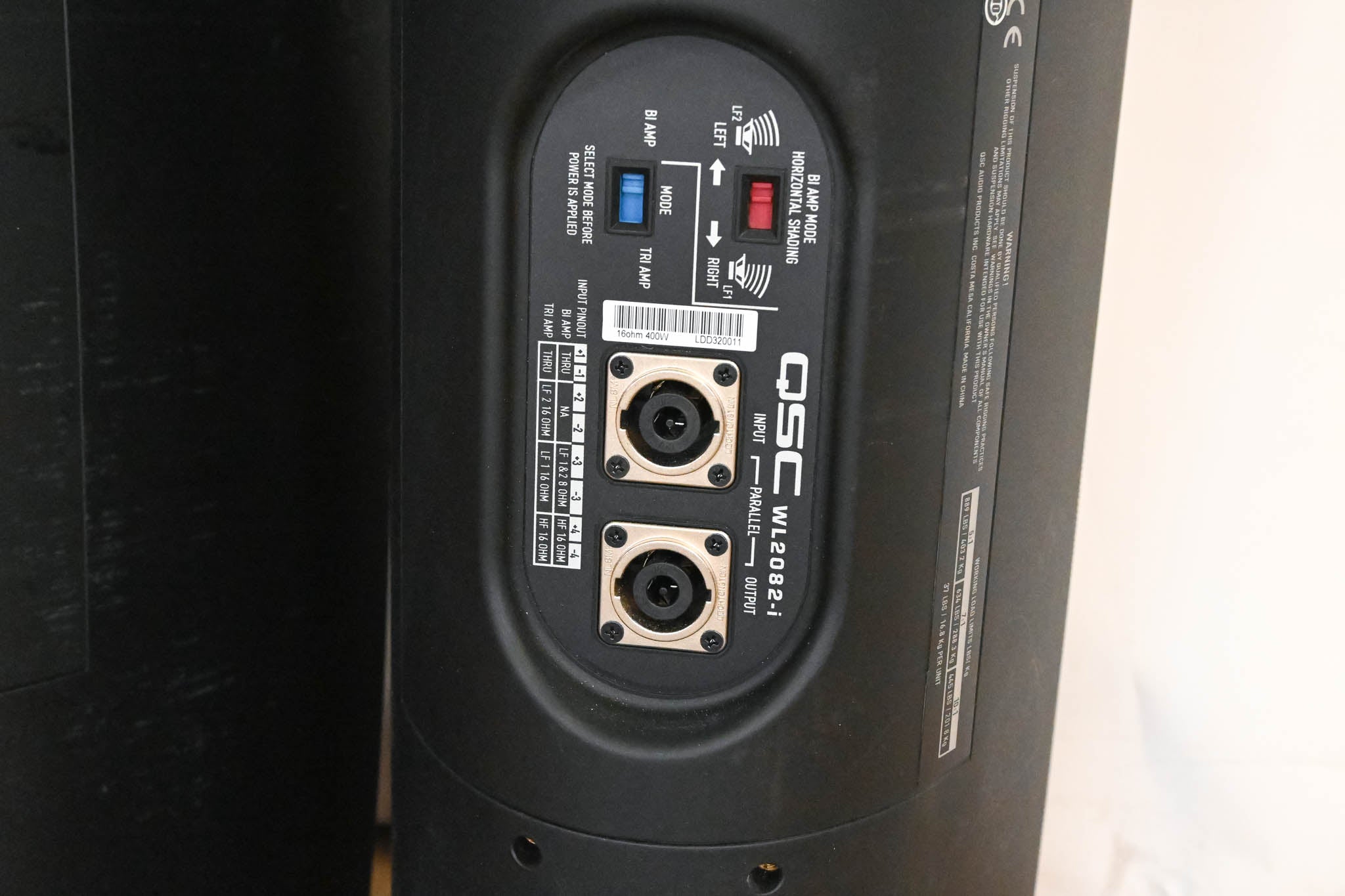 QSC WL2082-i Installation Line Array Loudspeaker (PAIR)