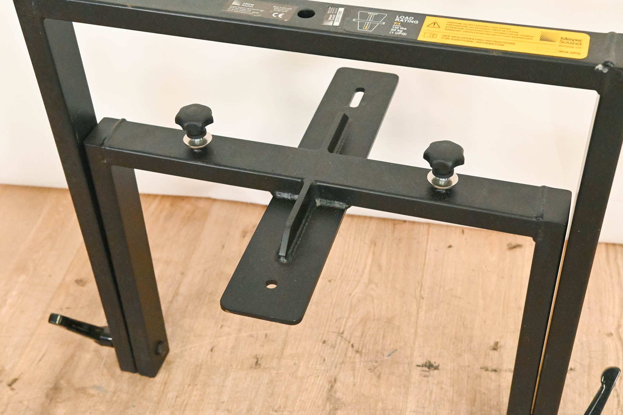 Meyer Sound MYA-UPQ Mounting Cradle Style Yoke for UPQ Speaker