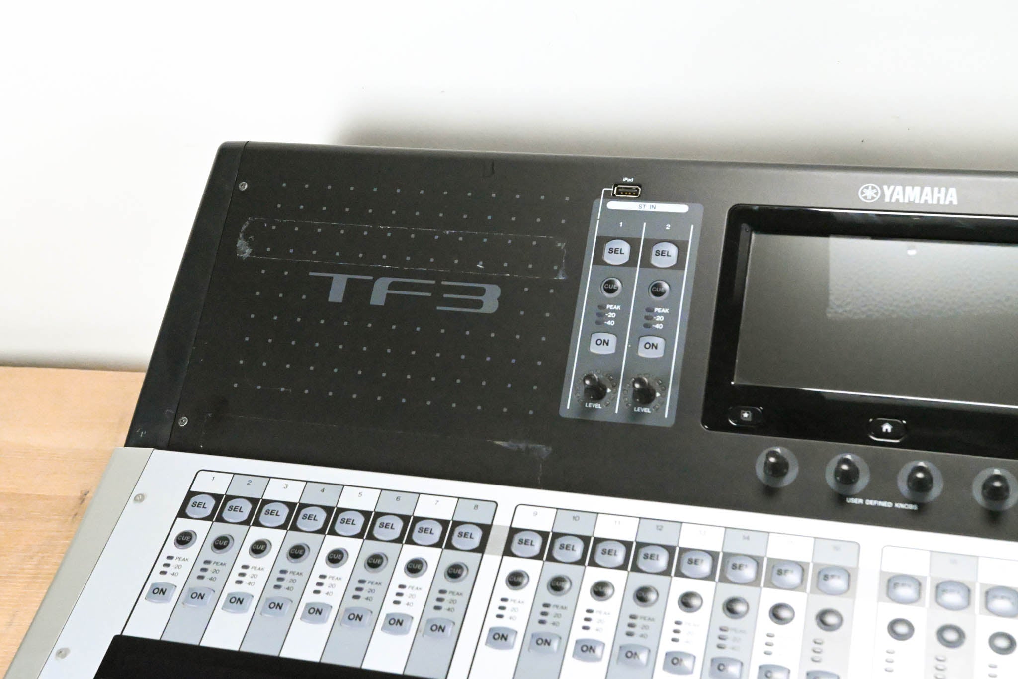 Yamaha TF3 24-Channel Digital Audio Mixer