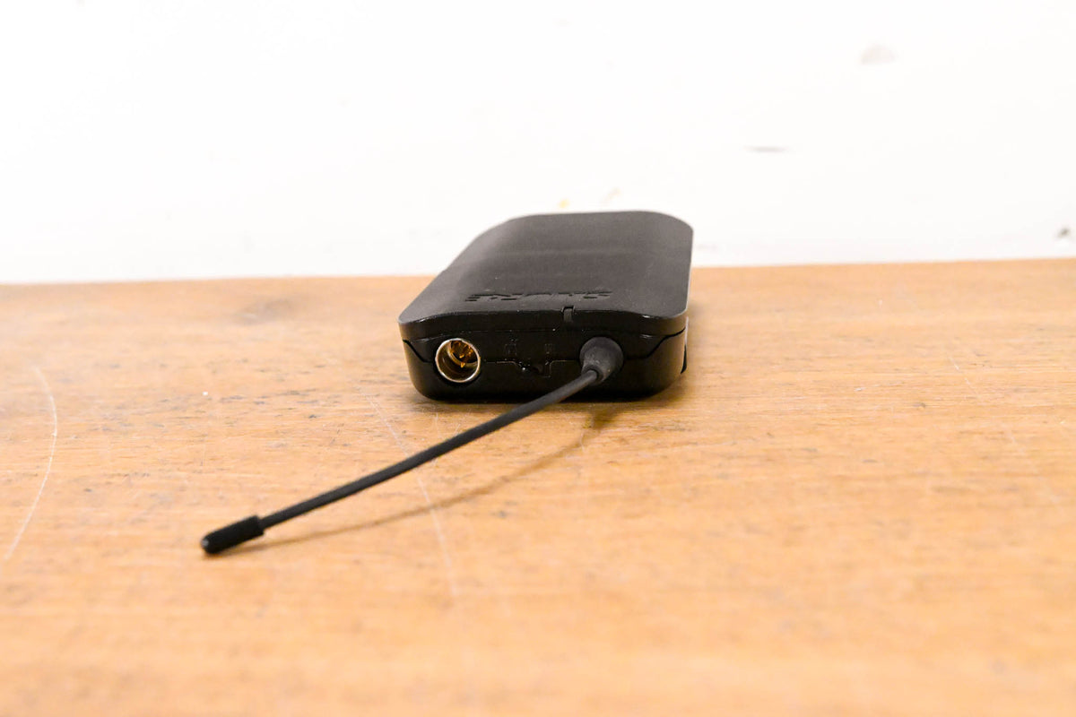 Shure BLX1 Wireless Bodypack Transmitter - H9 Band: 512-542 MHz