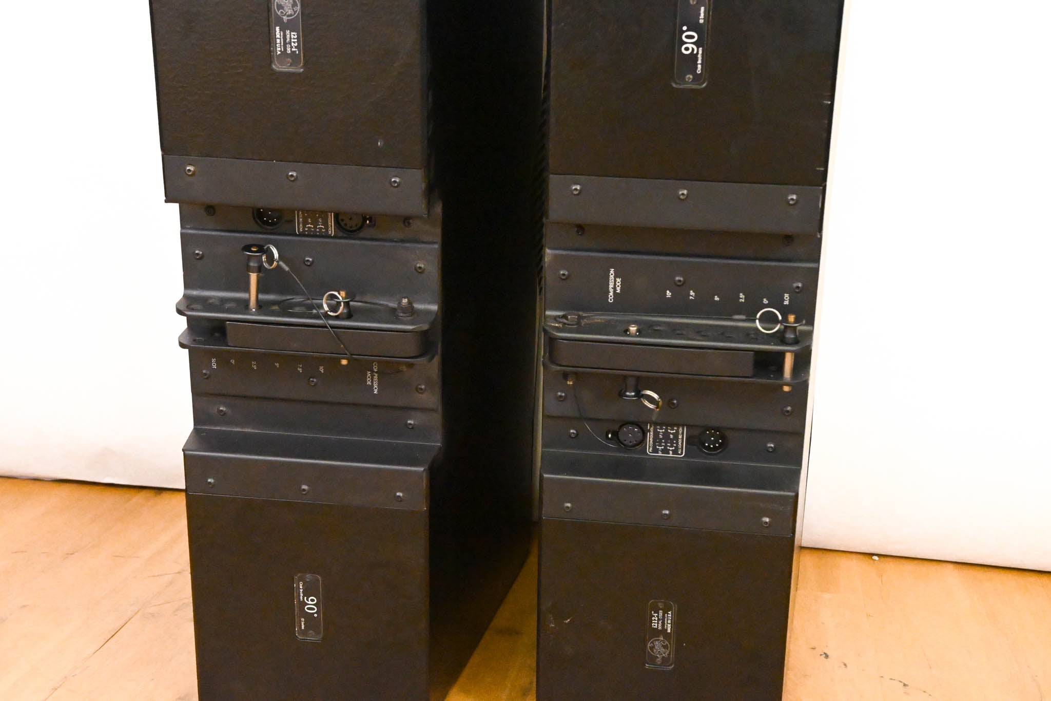 Clair Bros i212-i Dual 12" Install Line Array Speakers 90° (PAIR)