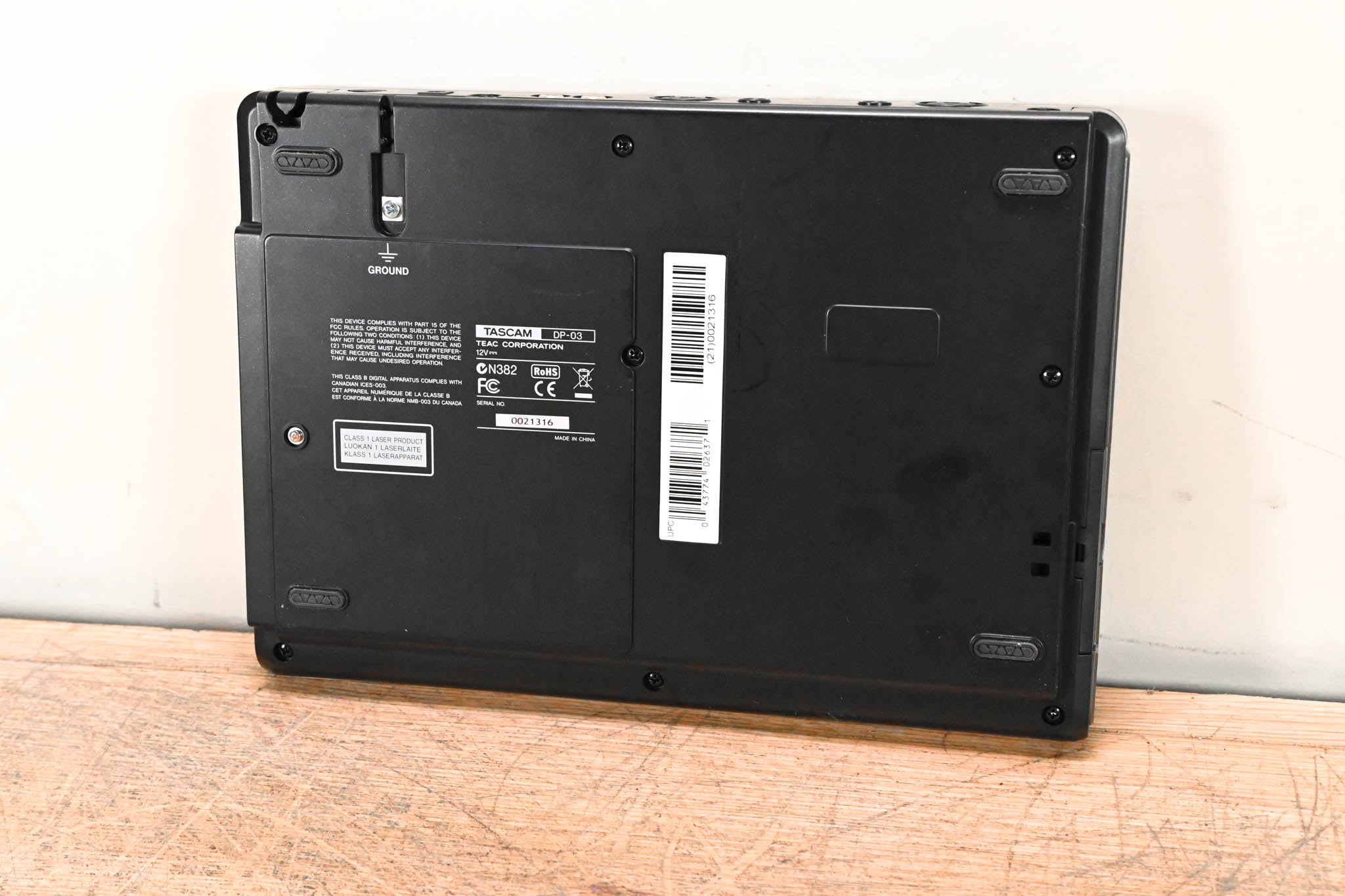 TASCAM DP-03 8-Track Digital Portastudio (NO POWER SUPPLY)