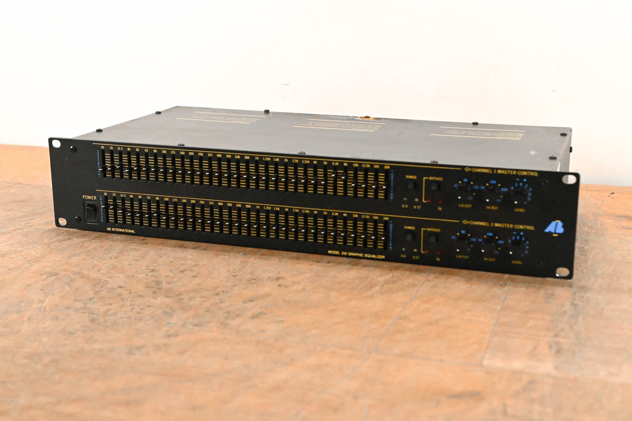 AB International 231 Graphic Equalizer