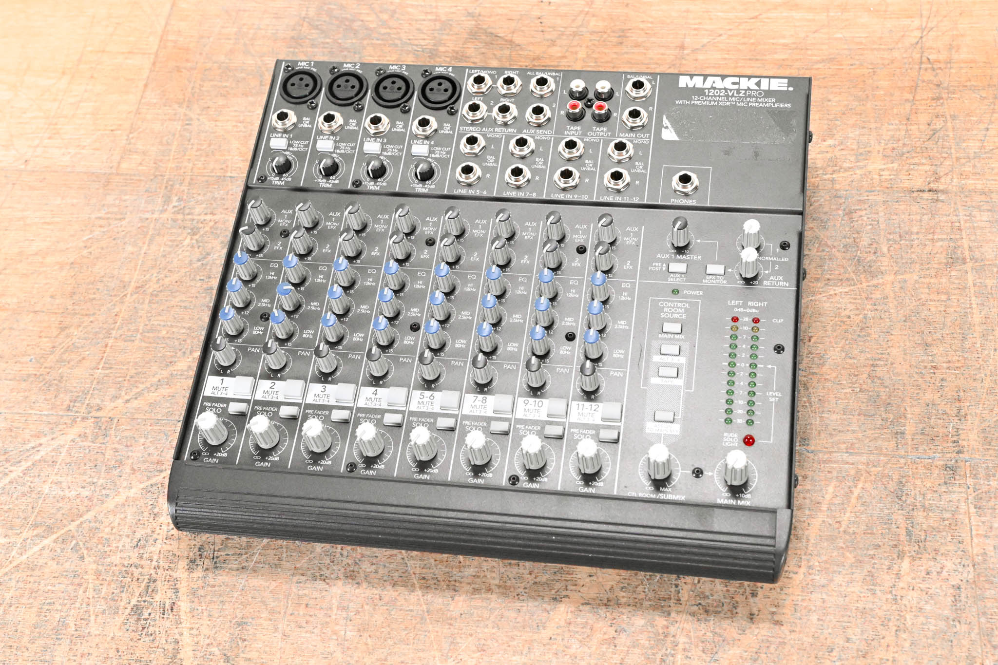 Mackie 1202-VLZ PRO 12-Channel Mic/Line Mixer CG01E7U