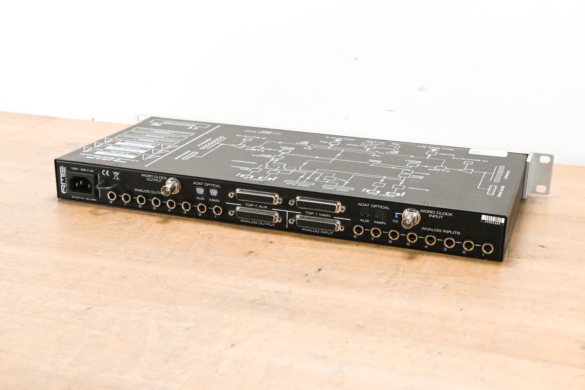 RME ADI-8 DS 8-Channel 96kHz AD/DA Converter