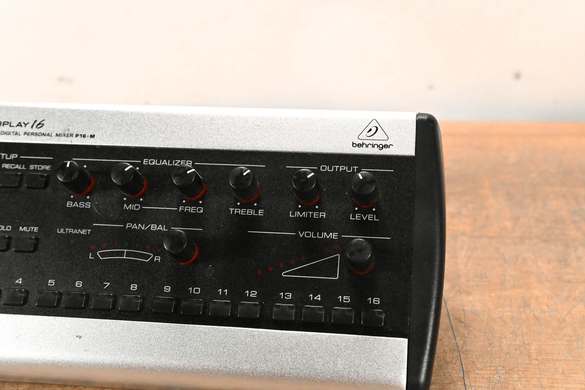 Behringer Powerplay P16-M 16-Channel Digital Personal Mixer
