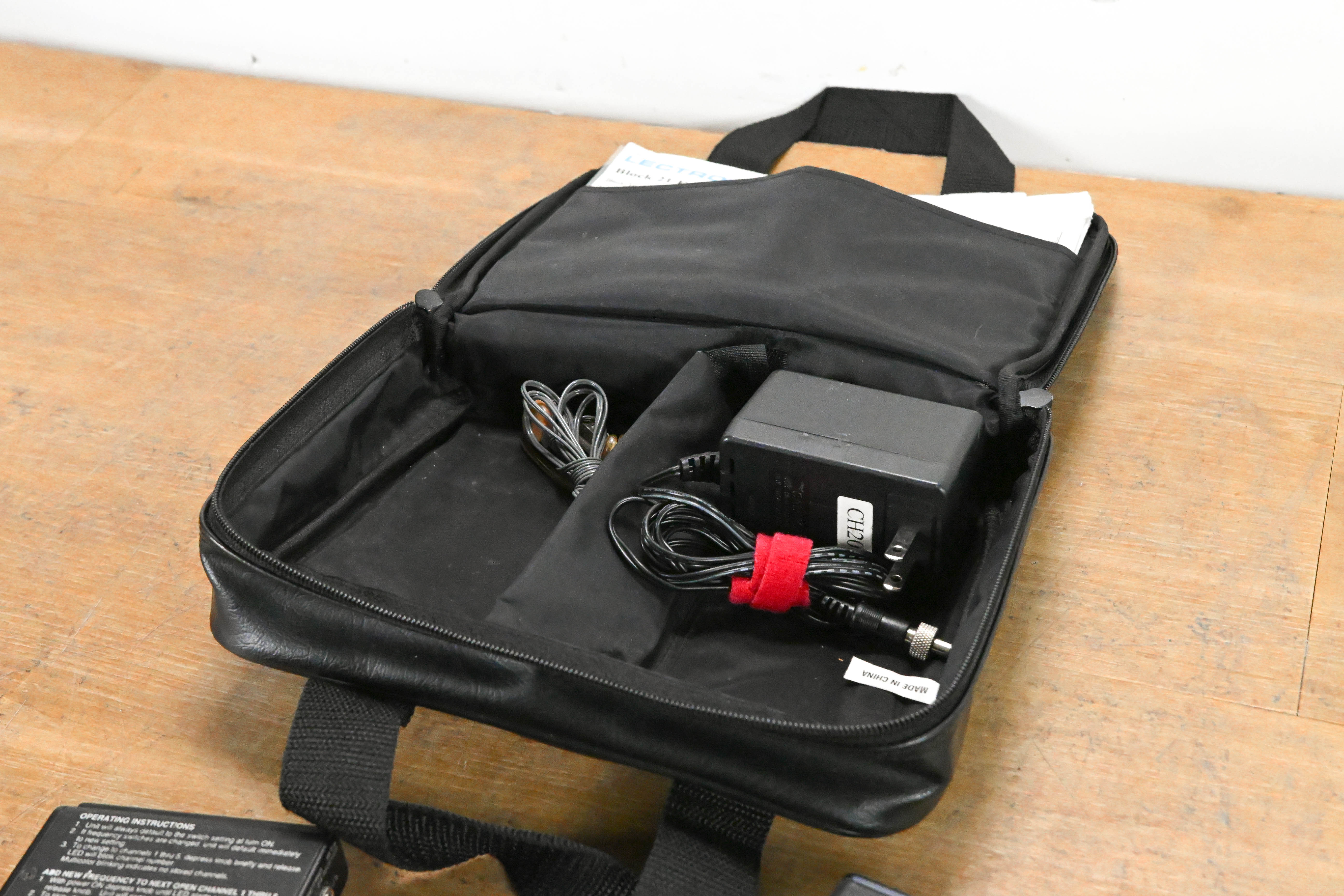 Lectrosonics T1 IFB Transmitter & R1a Receiver Block 21 w/ Case