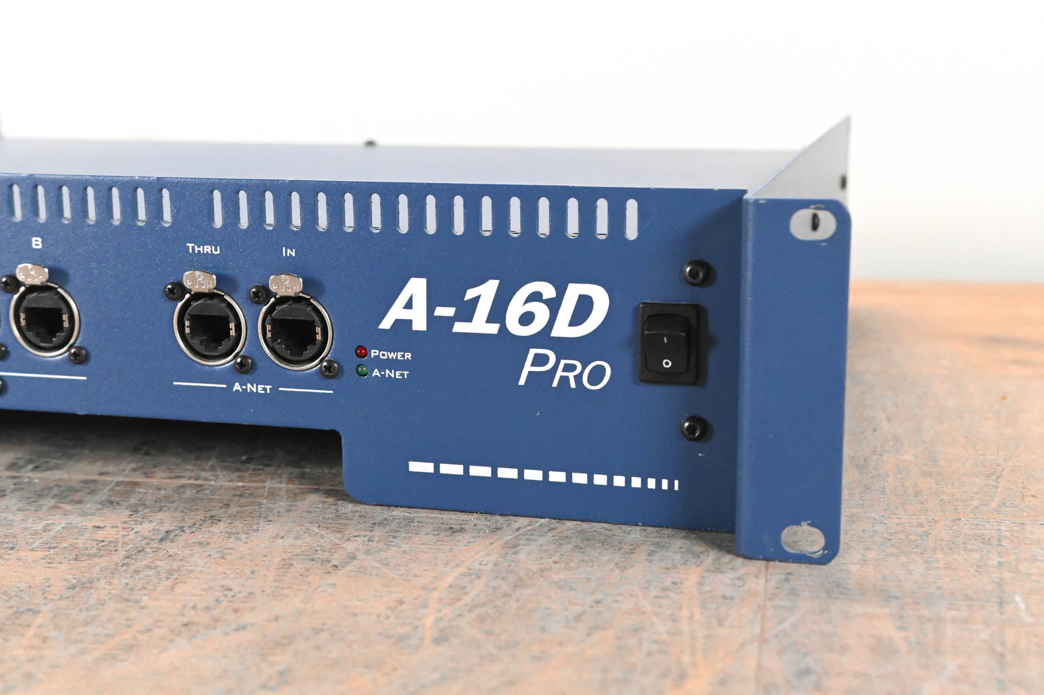 Aviom A-16D Pro A-Net Distributor