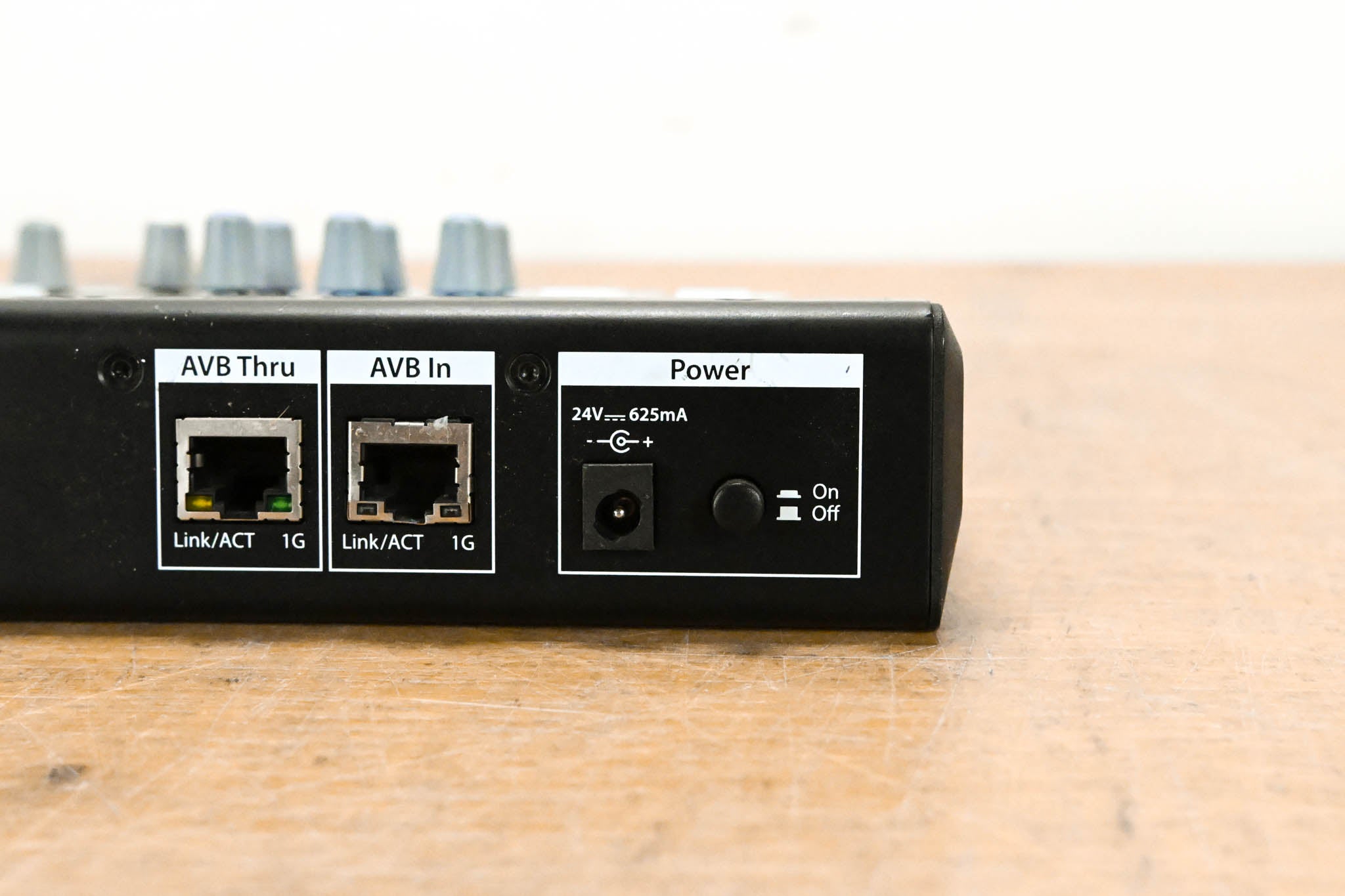 PreSonus EarMix 16M 16-Channel AVB Personal Monitor Mixer