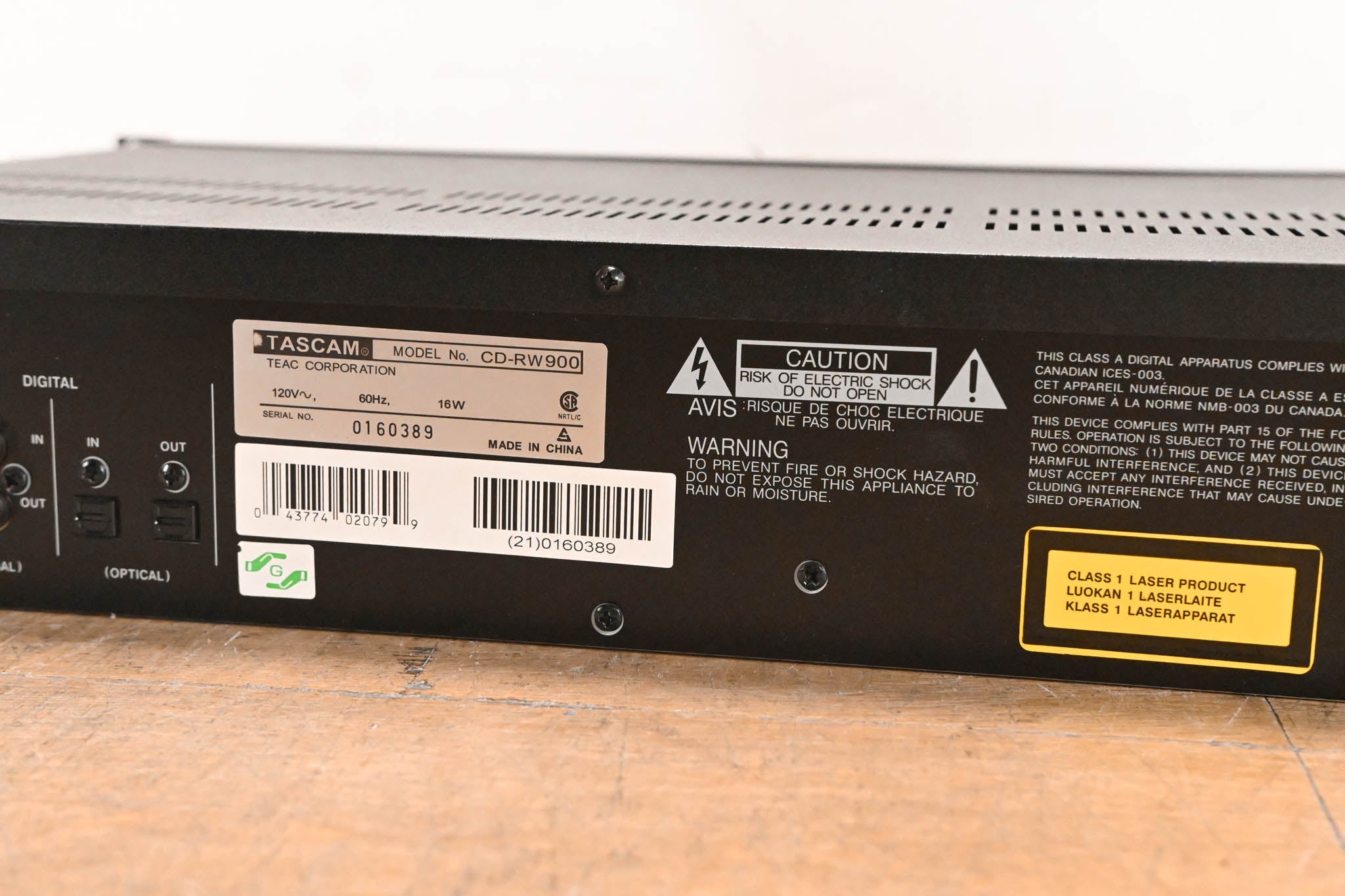 TASCAM CD-RW900 CD Rewritable Recorder