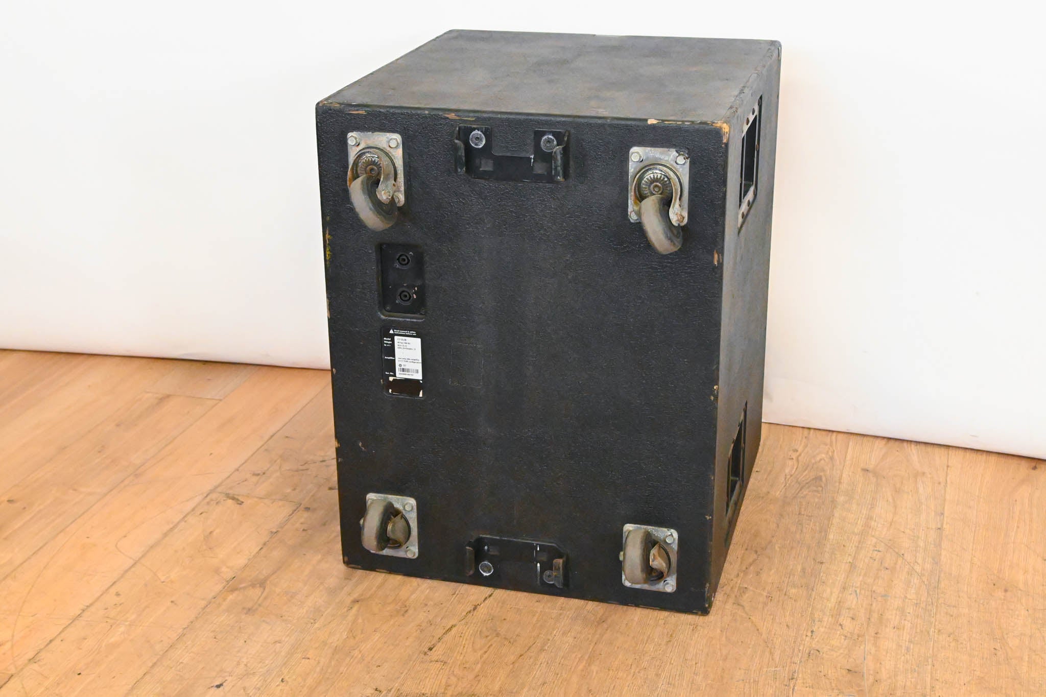 d&b audiotechnik C7-SUB Passive Subwoofer