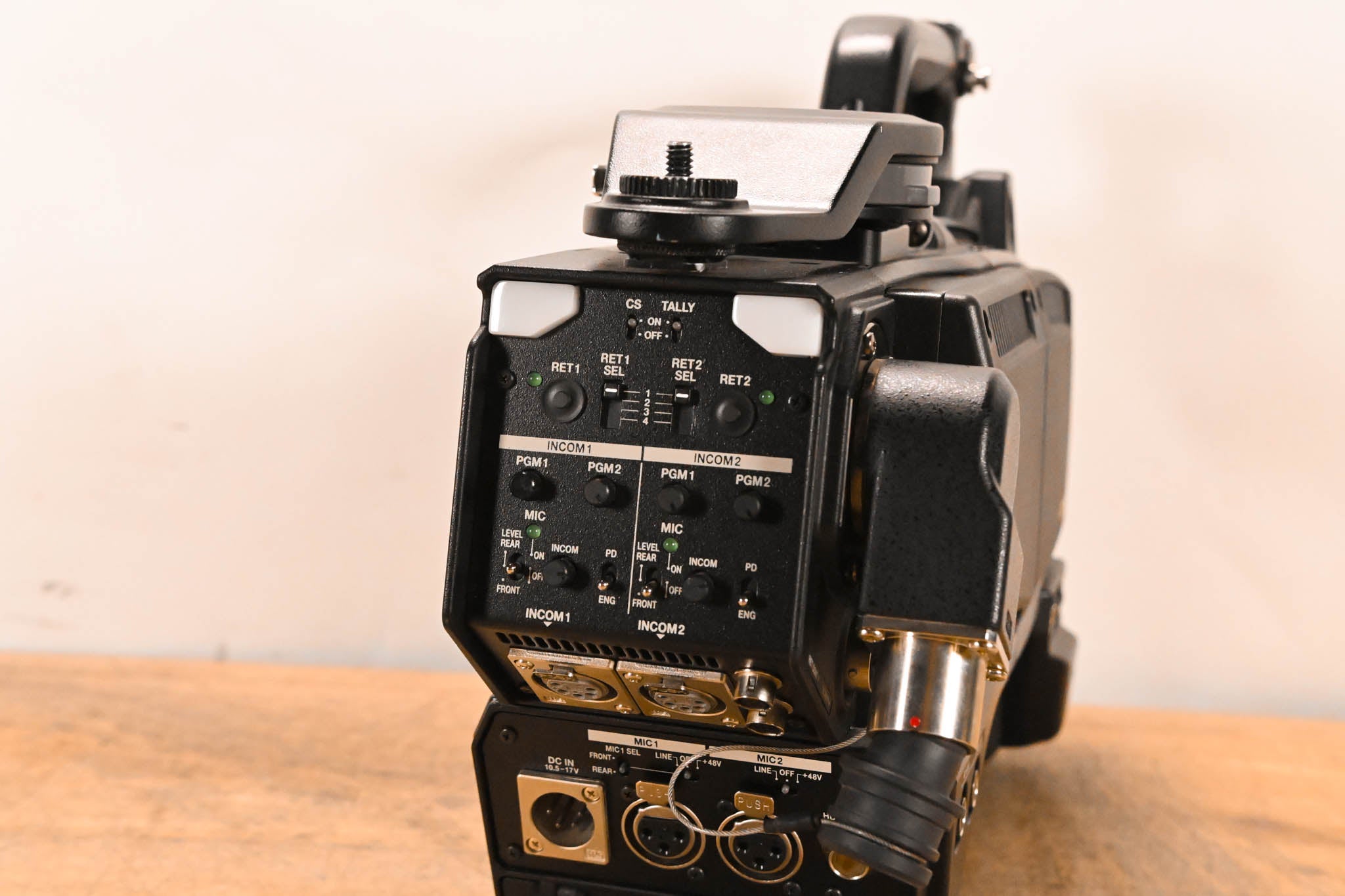 Hitachi Z-HD5000 HDTV Camera with CA-HF1000 Camera Adaptor