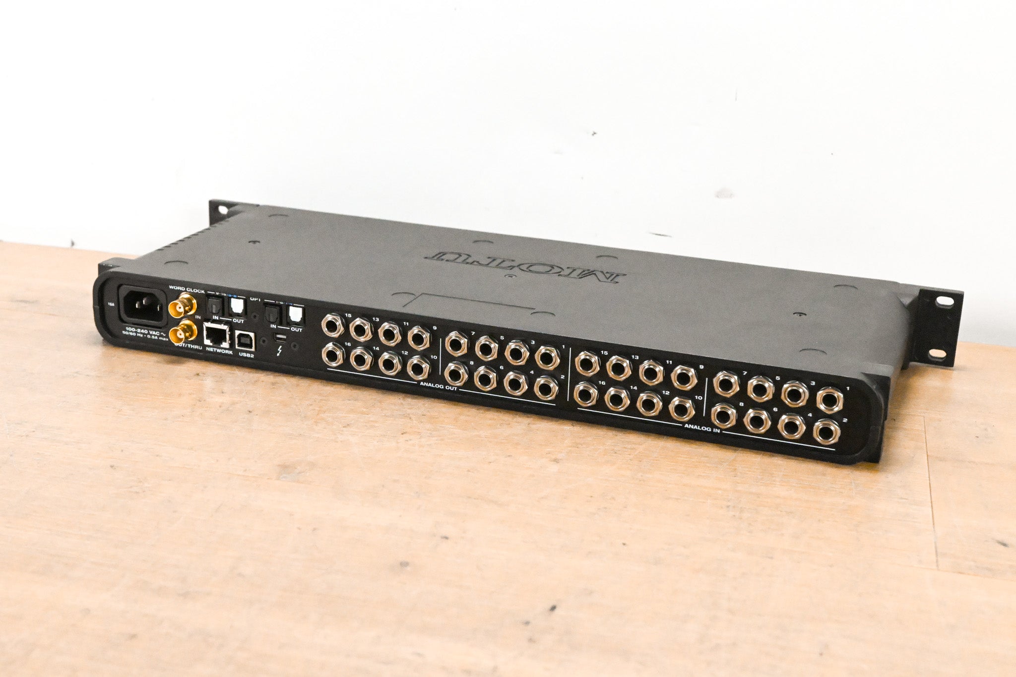 MOTU 16A 32x32 Thunderbolt / USB 2.0 Audio Interface with AVB