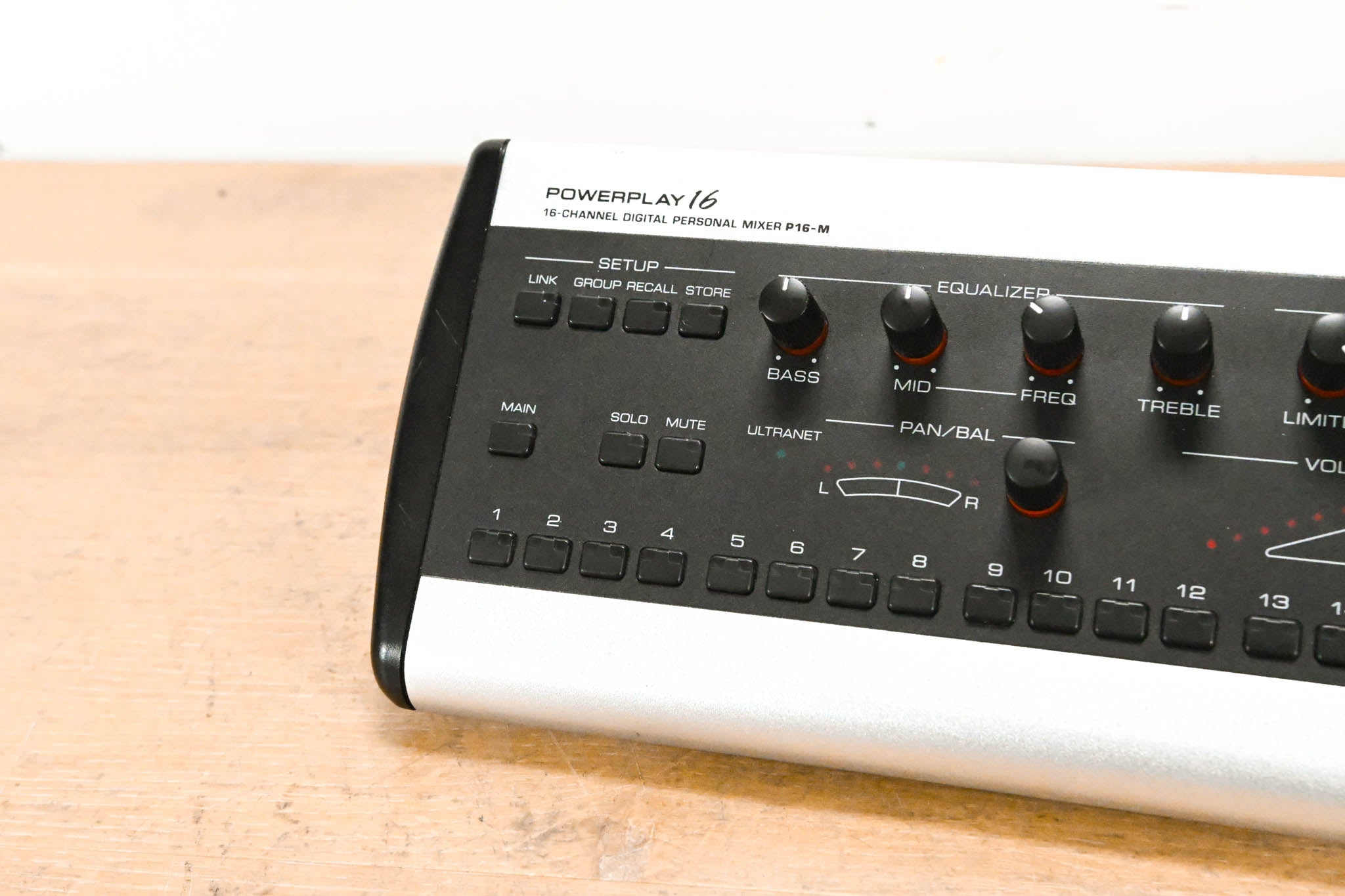 Behringer Powerplay P16-M 16-Channel Digital Personal Mixer
