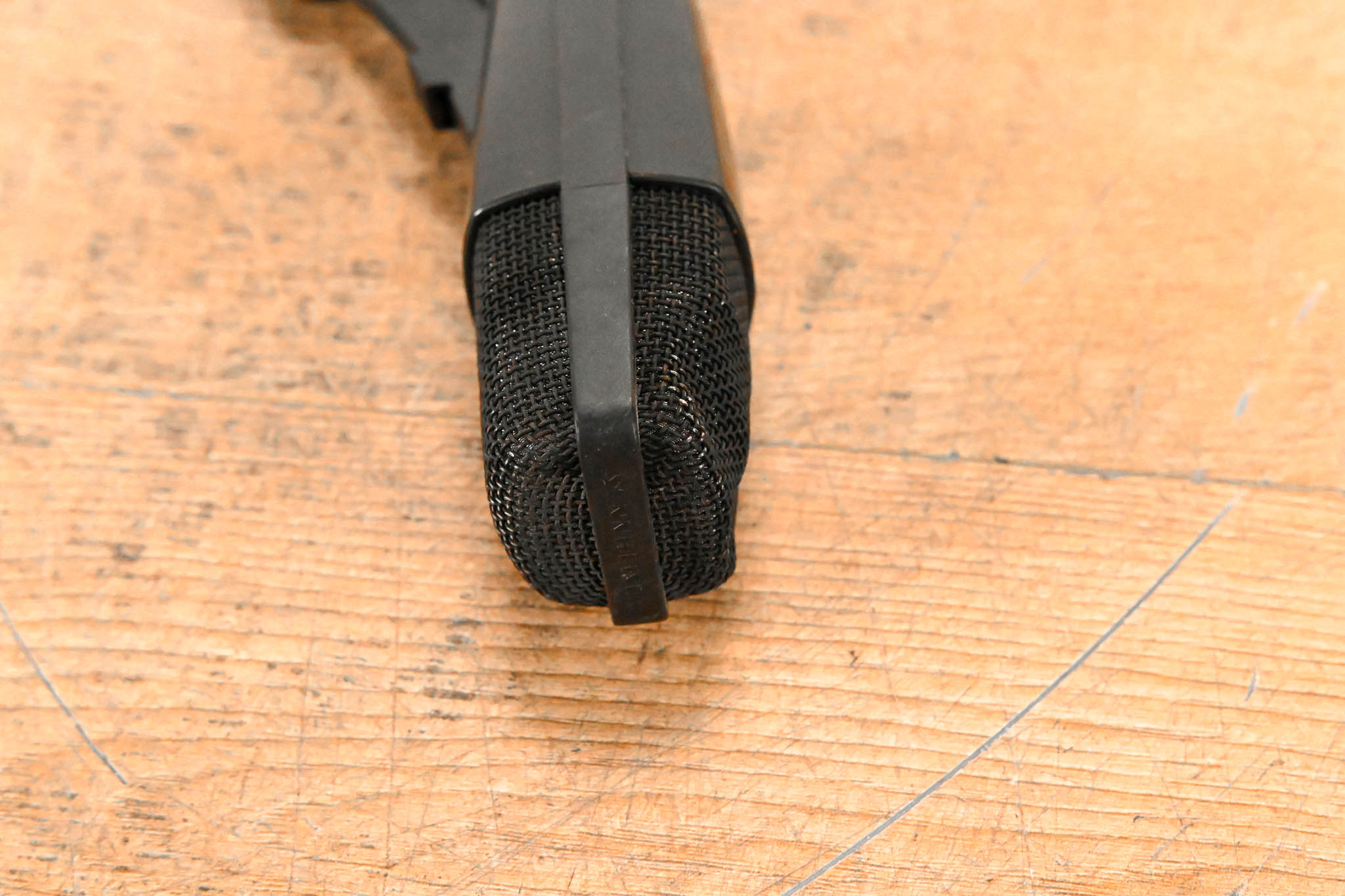 Sennheiser MD 421-II Cardioid Dynamic Microphone