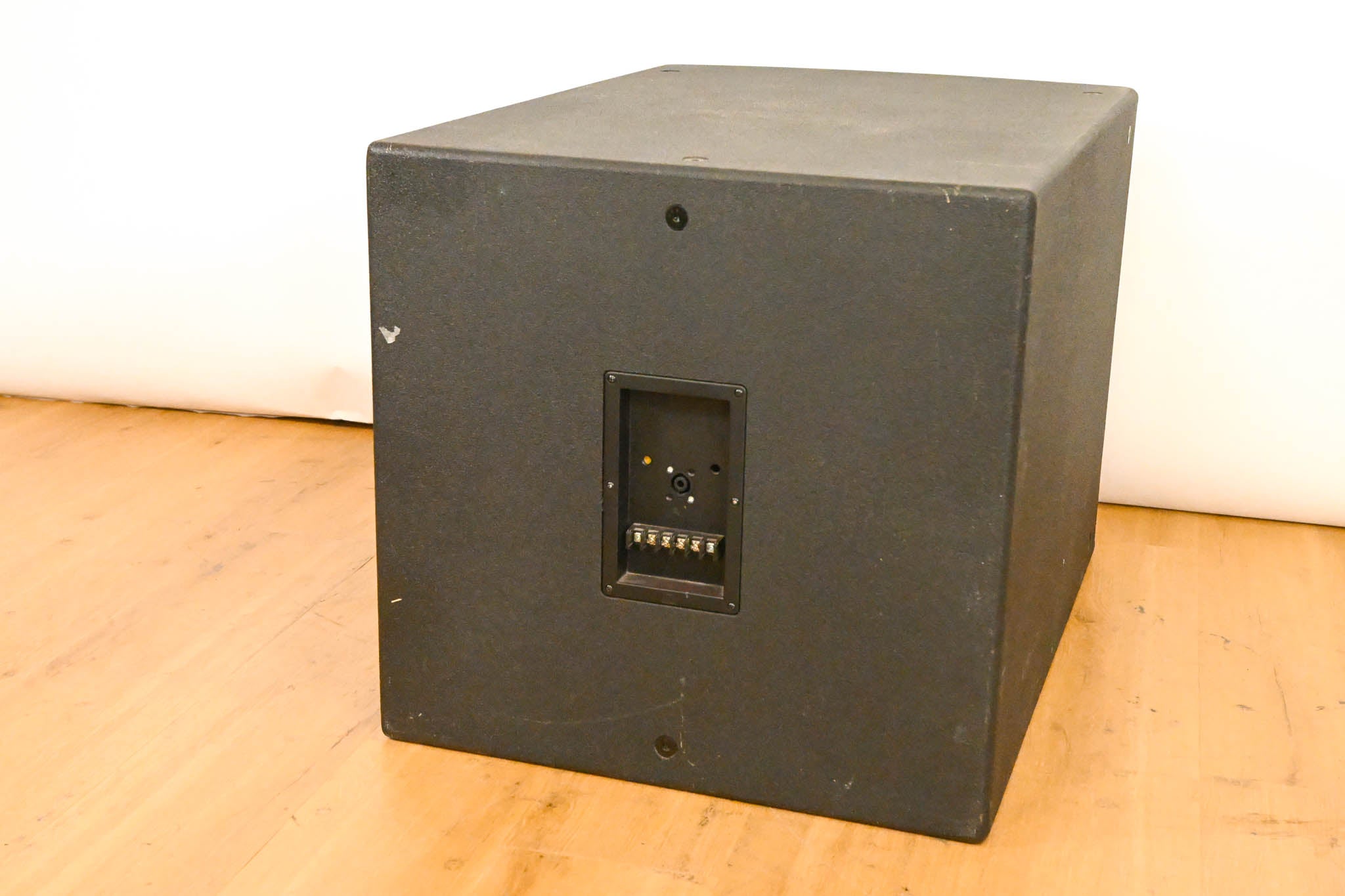 JBL ASB6118 Single 18" High Power Subwoofer