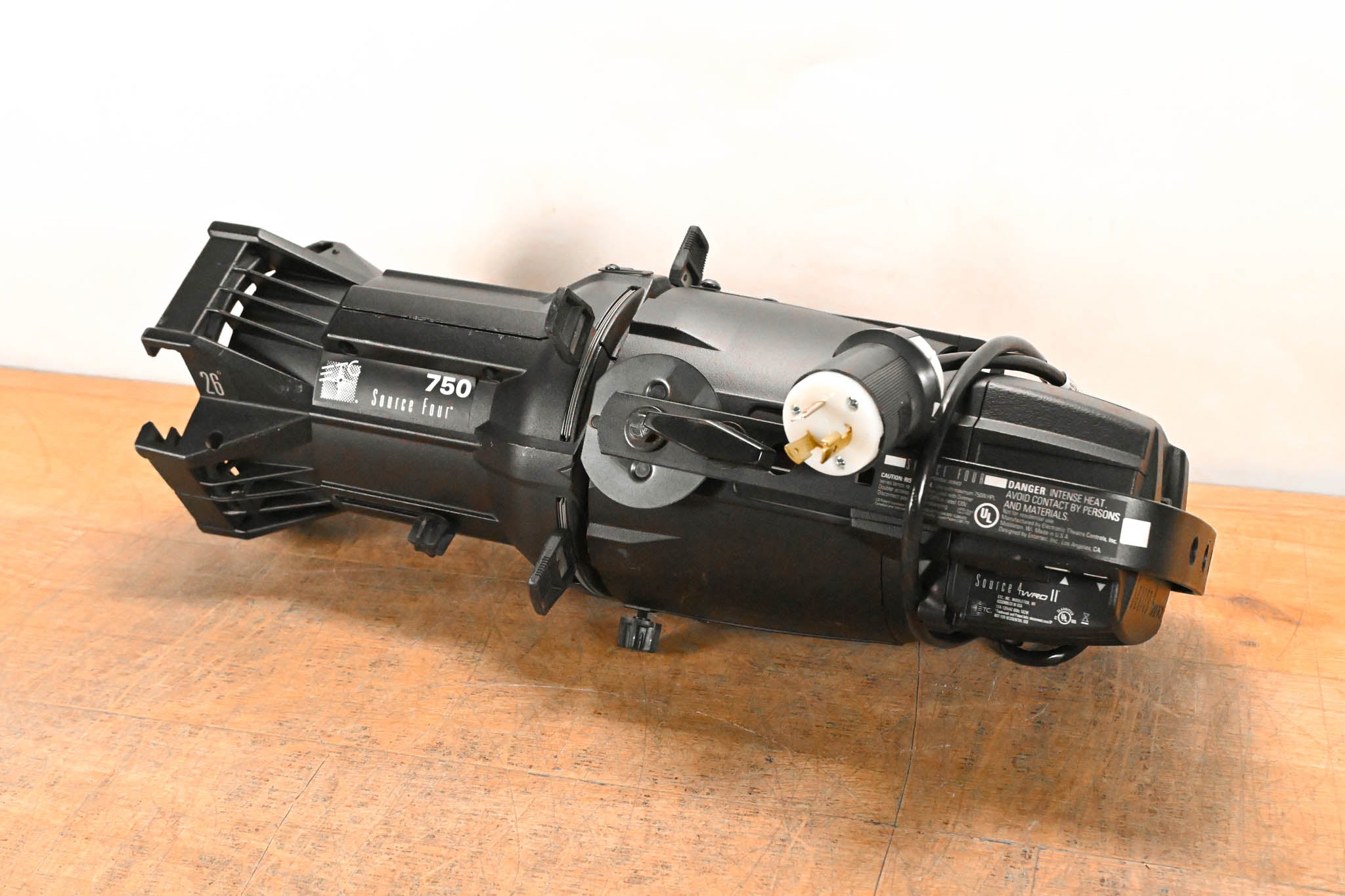 ETC Source Four 750 26 Degree Leko with Source 4WRD II LED Light Engine