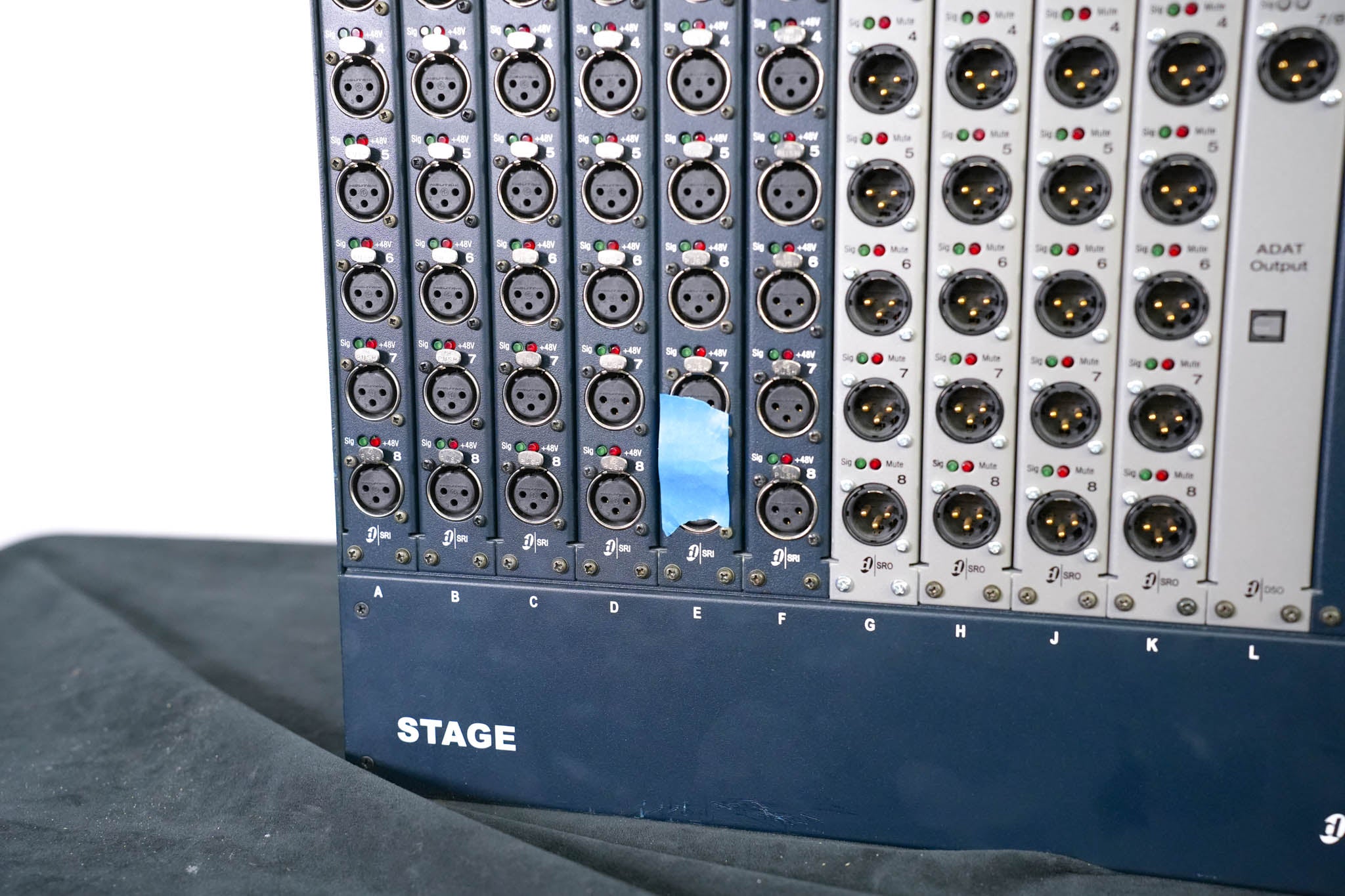 Digidesign VENUE Stage Rack - 48-in, 32-out, with AES Output Card