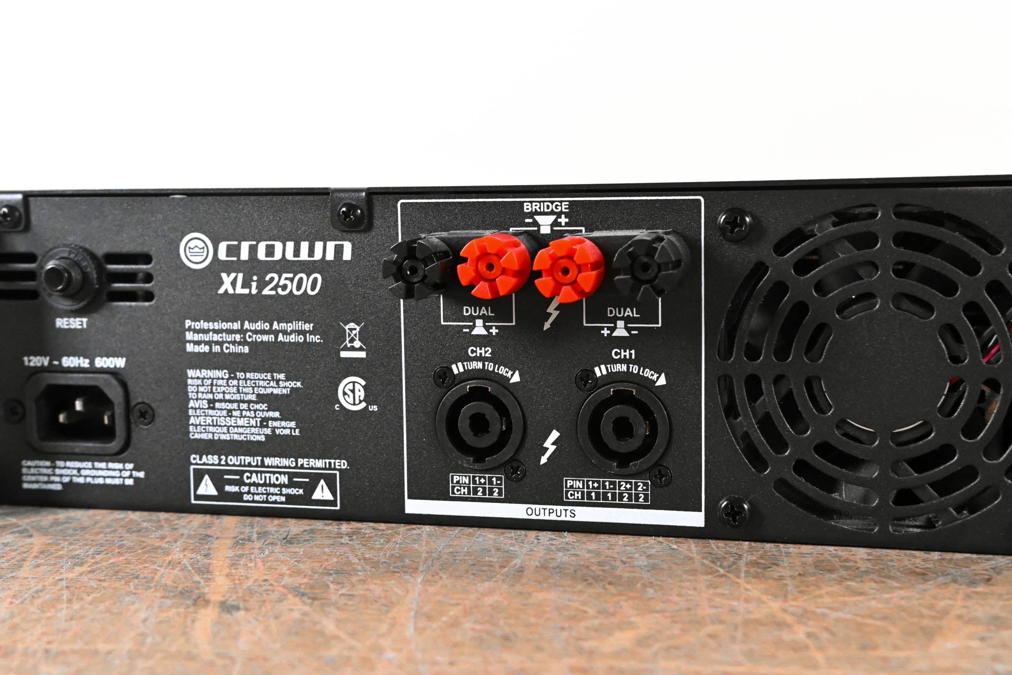 Crown XLi 2500 Two-channel, 750W @ 4 Ohms Power Amplifier