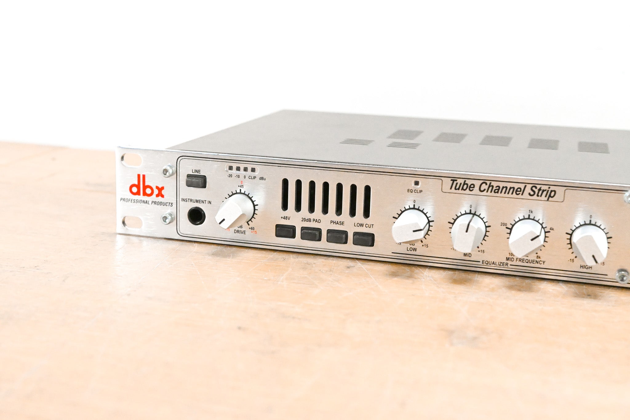 dbx 376 Tube Channel Strip with Digital Out