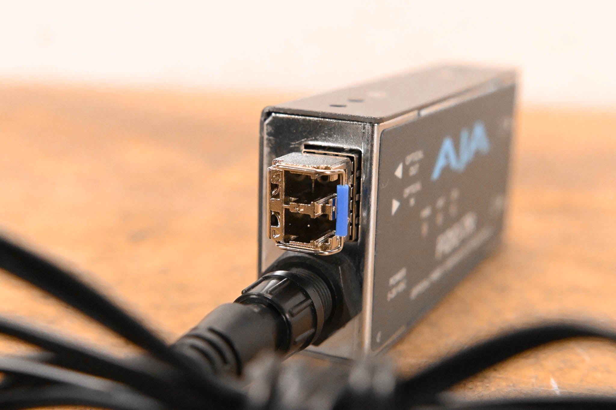 AJA FiDO-TR 1-Channel 3G-SDI/LC Single-Mode LC Fiber Transceiver