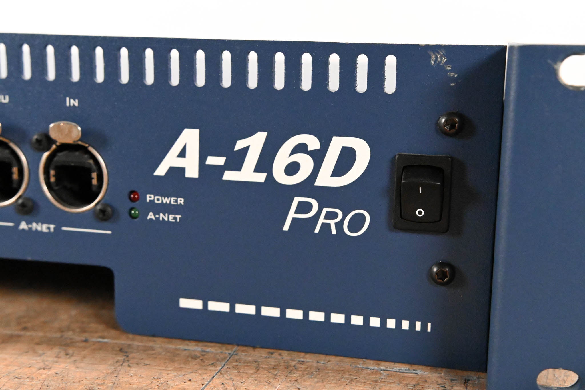 Aviom A-16D Pro A-Net Distributor