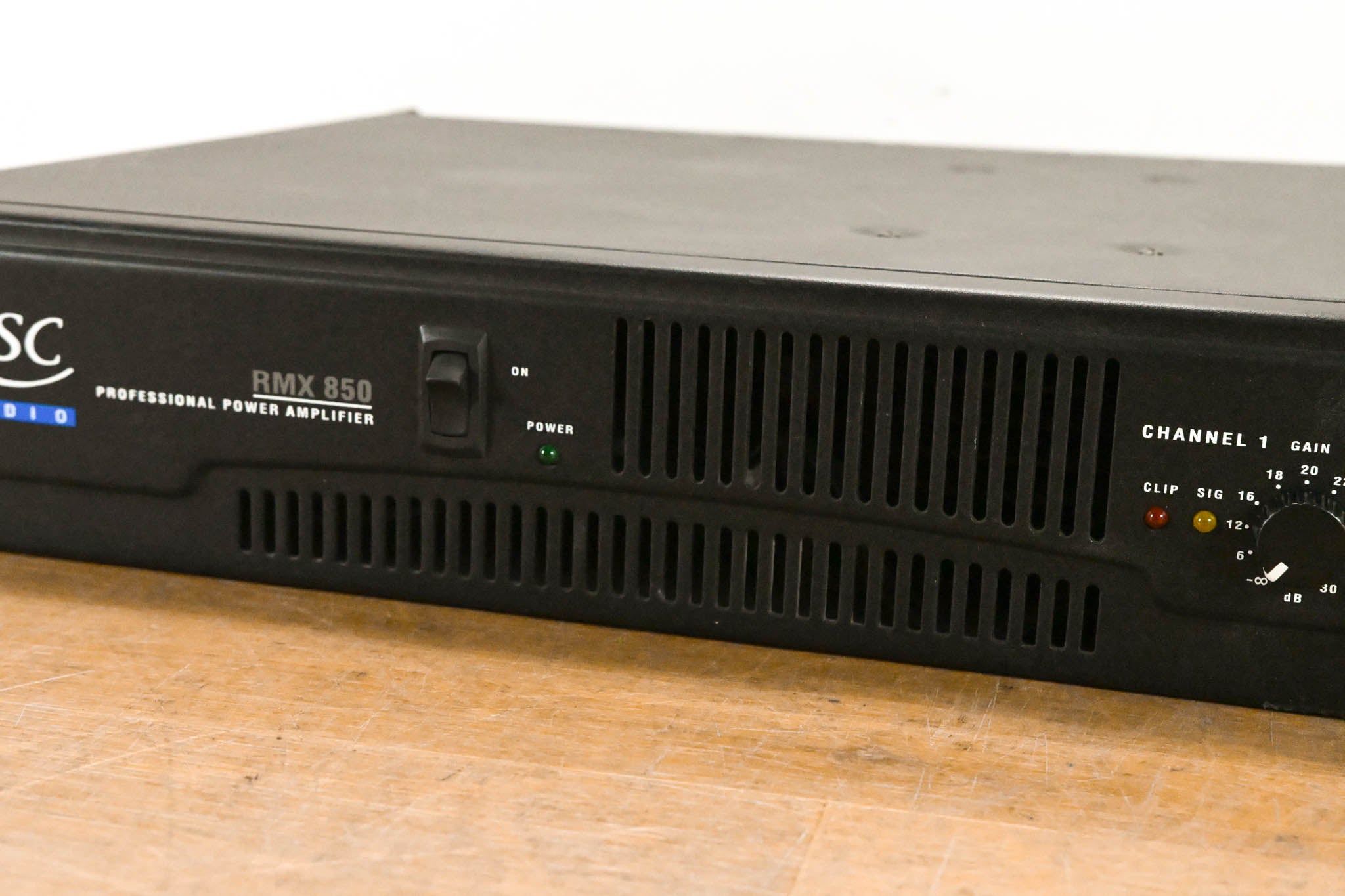 QSC RMX850 2-Channel Power Amplifier